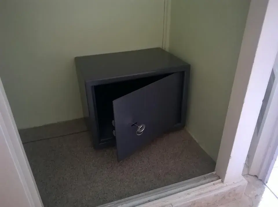 Standard Single Room with Shower - single occupancy in Belvedere Standard Single Room with Shower - single occupancy in Belvedere