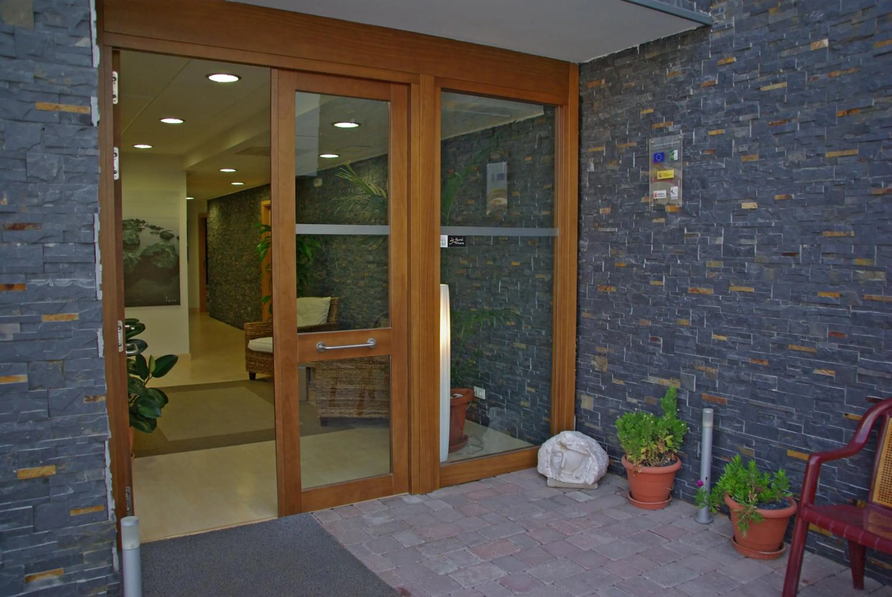 Facade/entrance in Hotel Restaurante Caracho