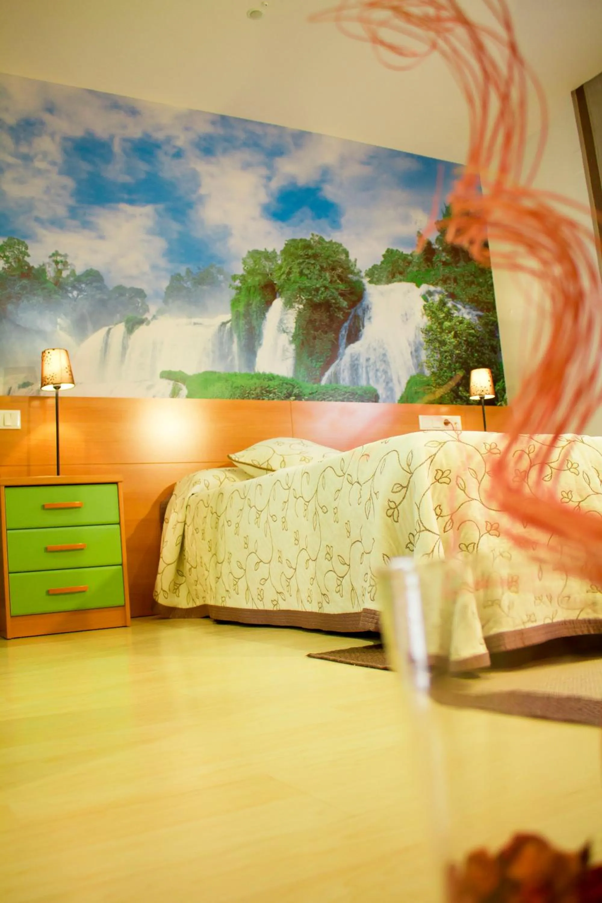 Bed in Hotel Restaurante Caracho