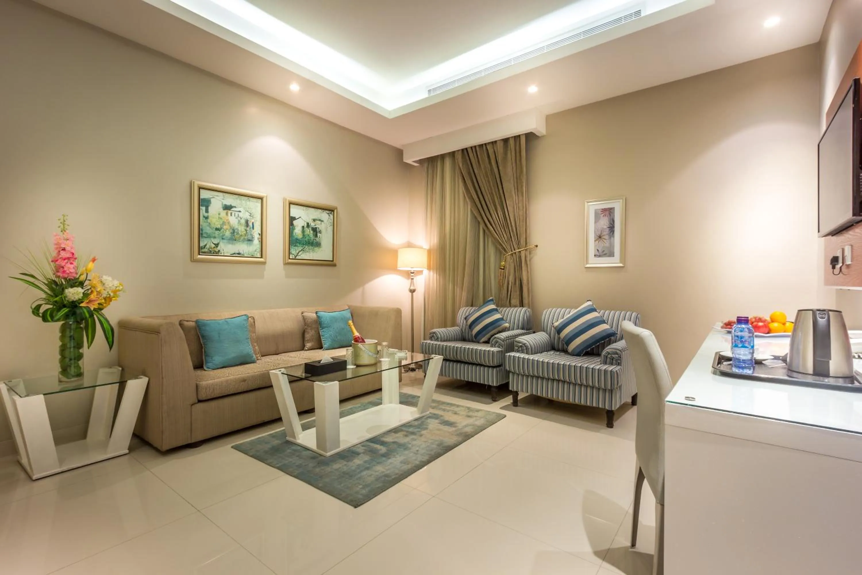 Living room in Al Muhaidb Residence Salahuddin