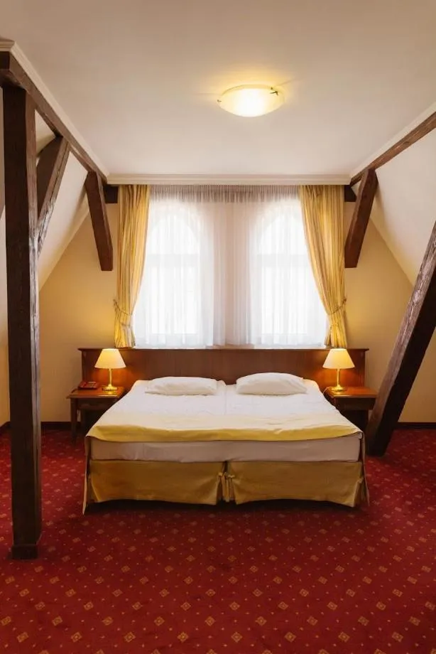 Bed in Hotel Jakub Sobieski
