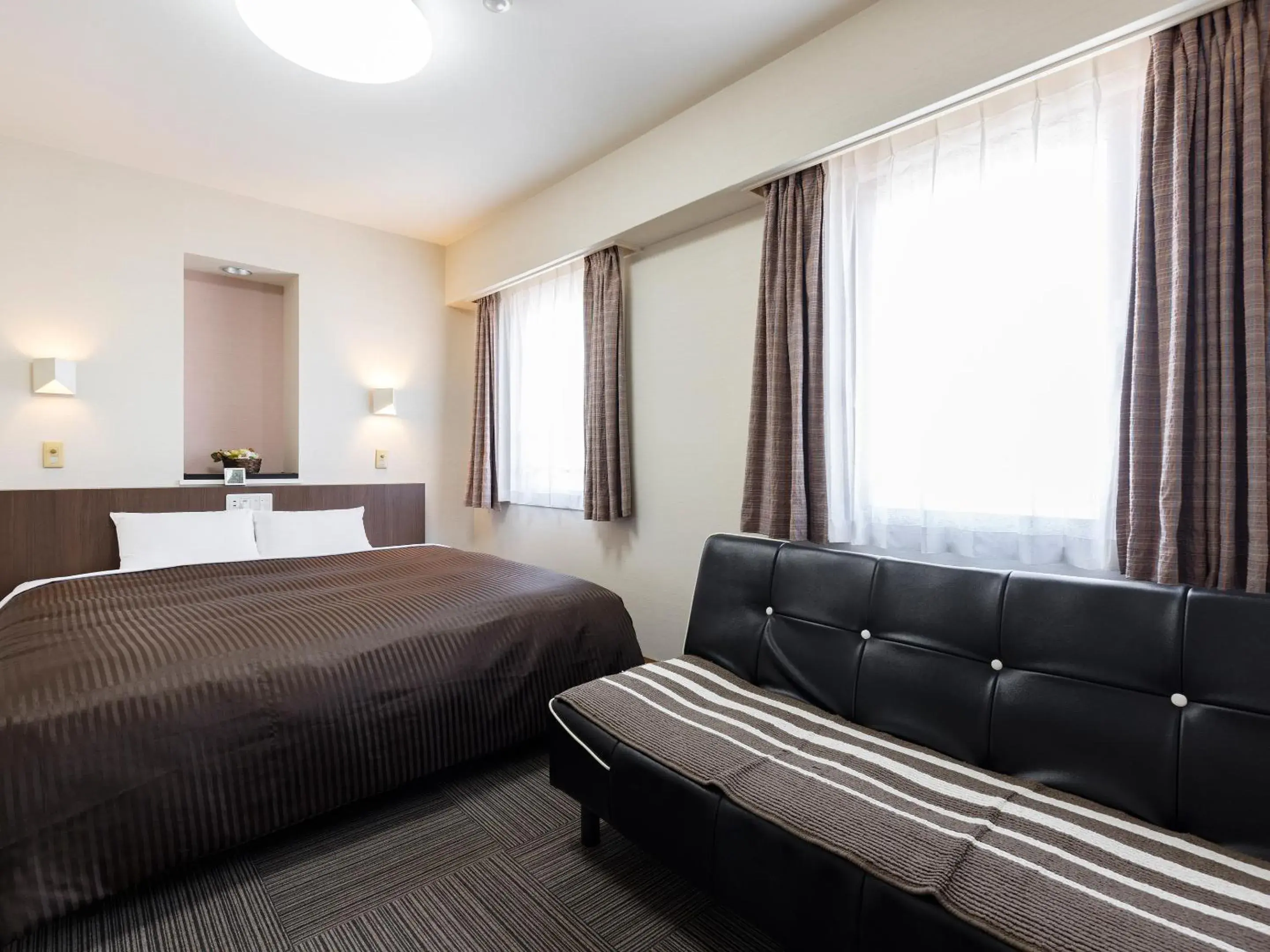 Deluxe Double Room - single occupancy - Non-Smoking in Hotel Wing International Izumi Deluxe Double Room - single occupancy - Non-Smoking in Hotel Wing International Izumi