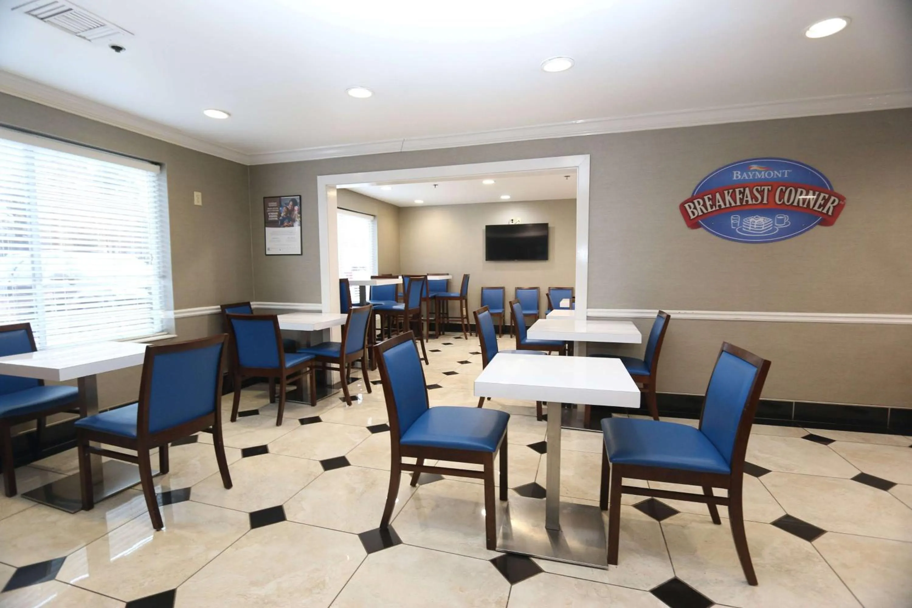 Restaurant/places to eat in Baymont by Wyndham Lithia Springs Atlanta