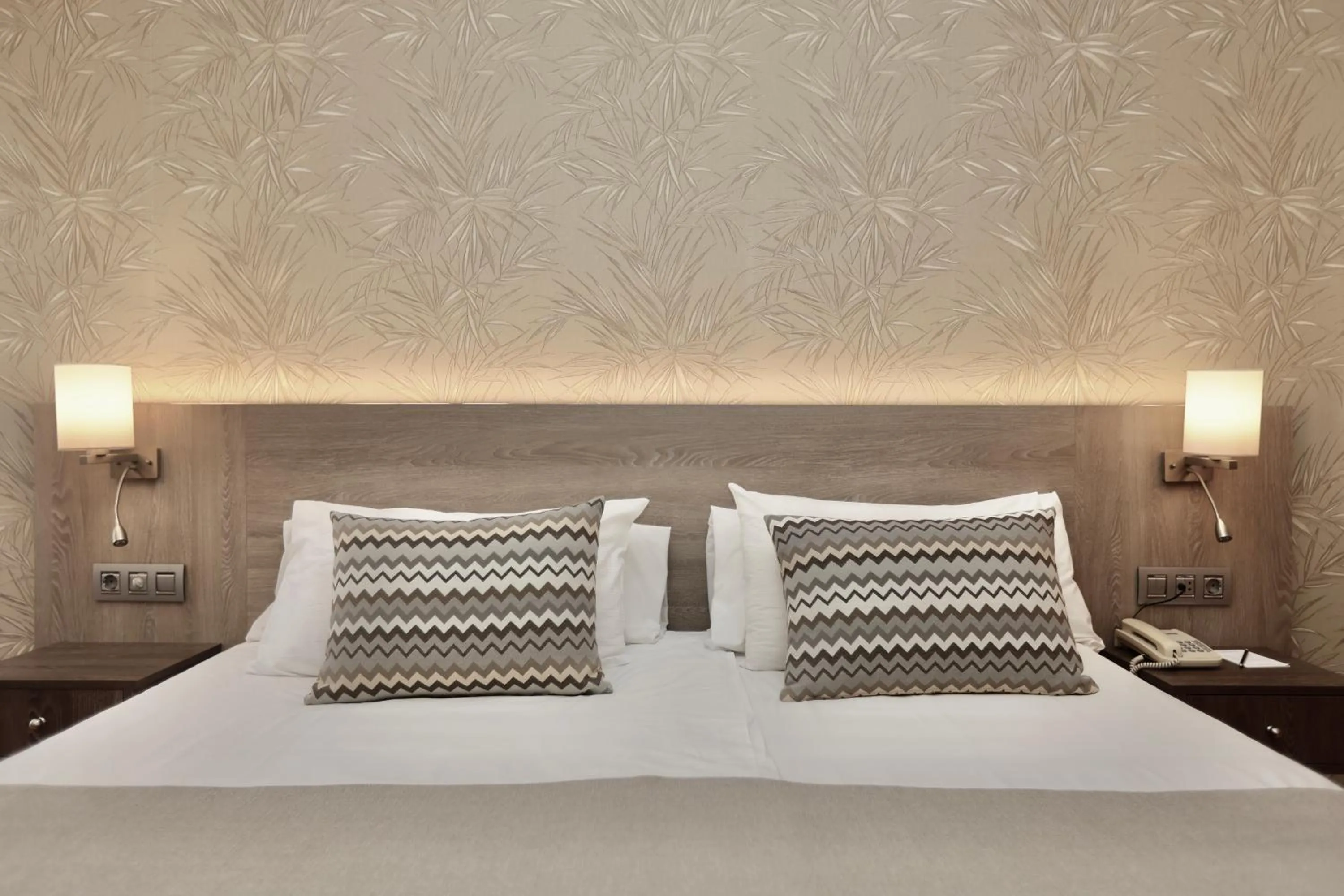 Bed in Hotel Puerto Palace