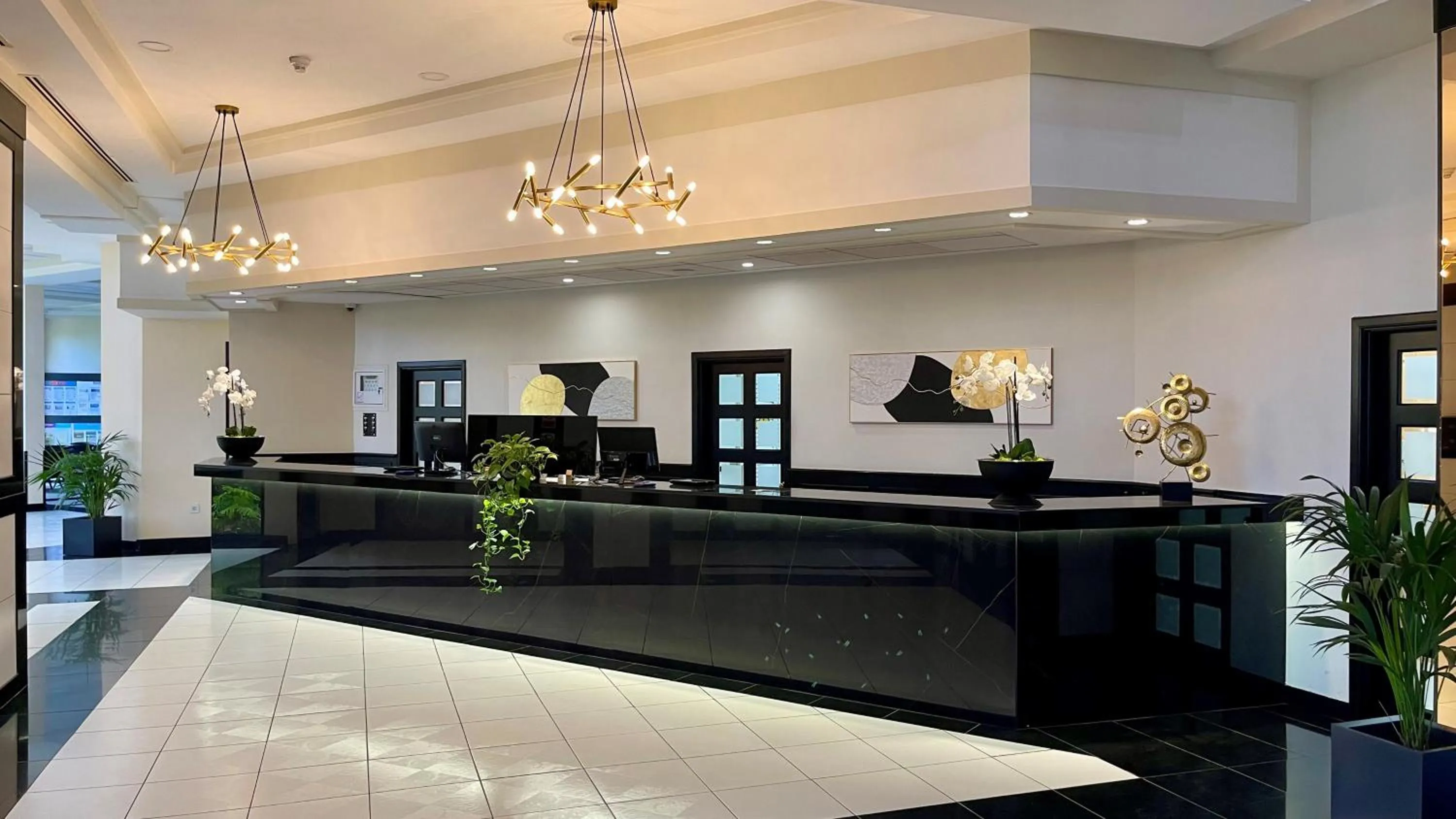 Lobby or reception in Hotel Puerto Palace