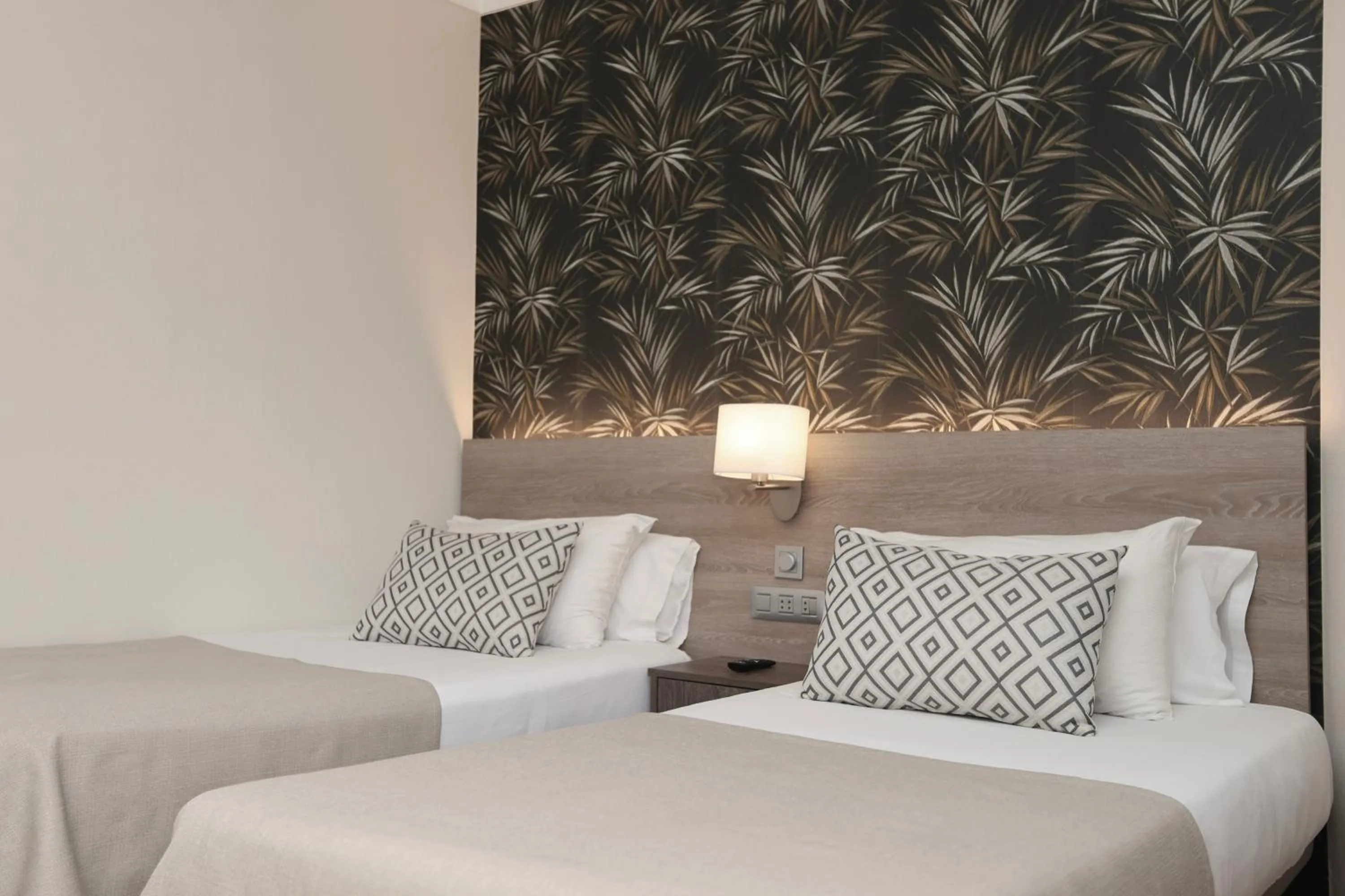 Bed in Hotel Puerto Palace