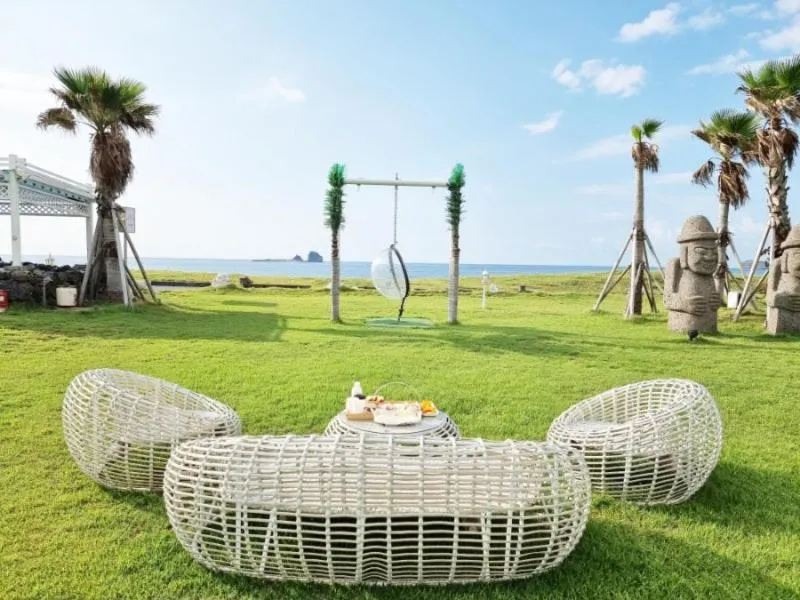 Garden in Sun and Moon Resort