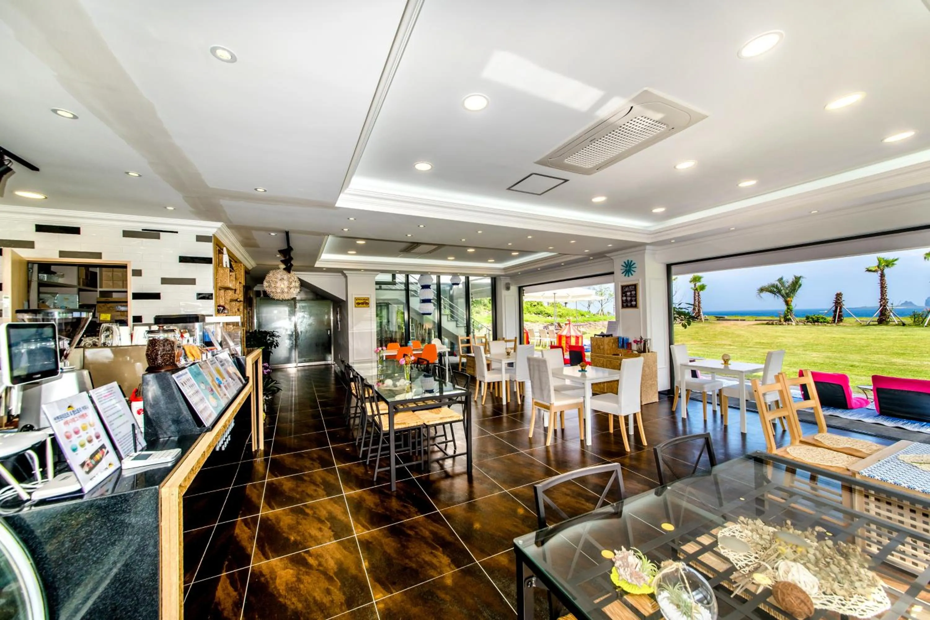 Property building in Sun and Moon Resort