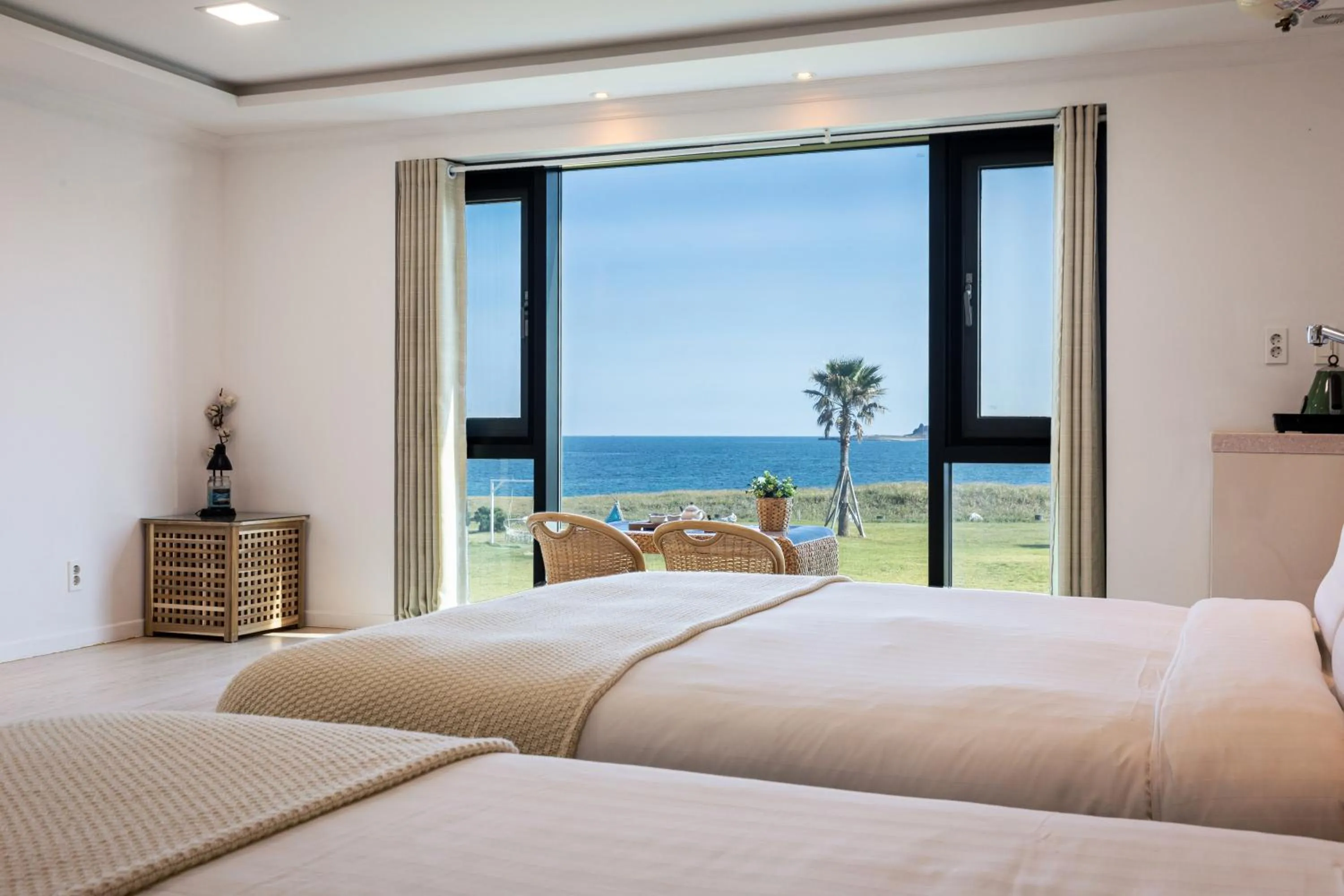 Bed in Sun and Moon Resort