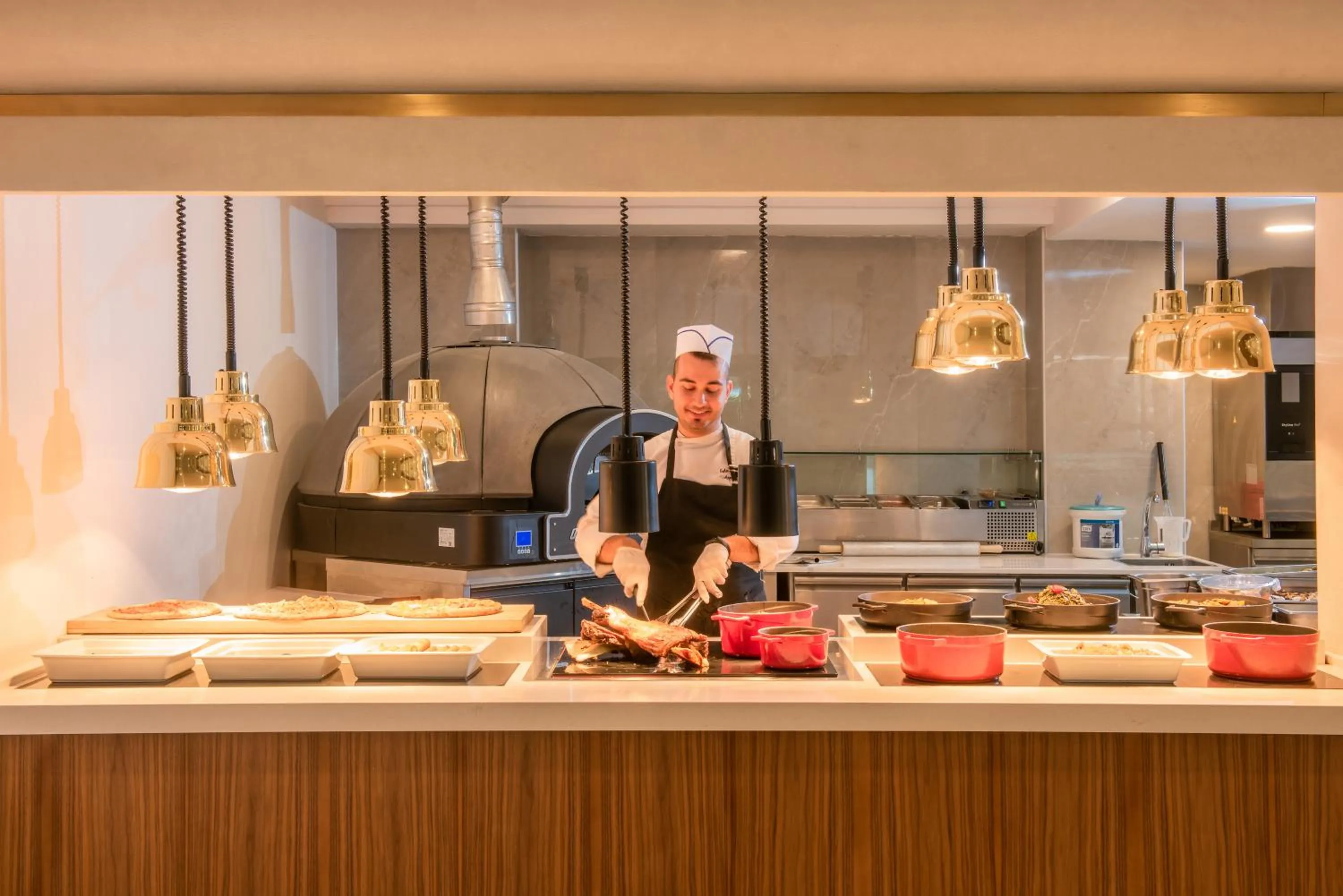 People in Creta Royal - Adults Only