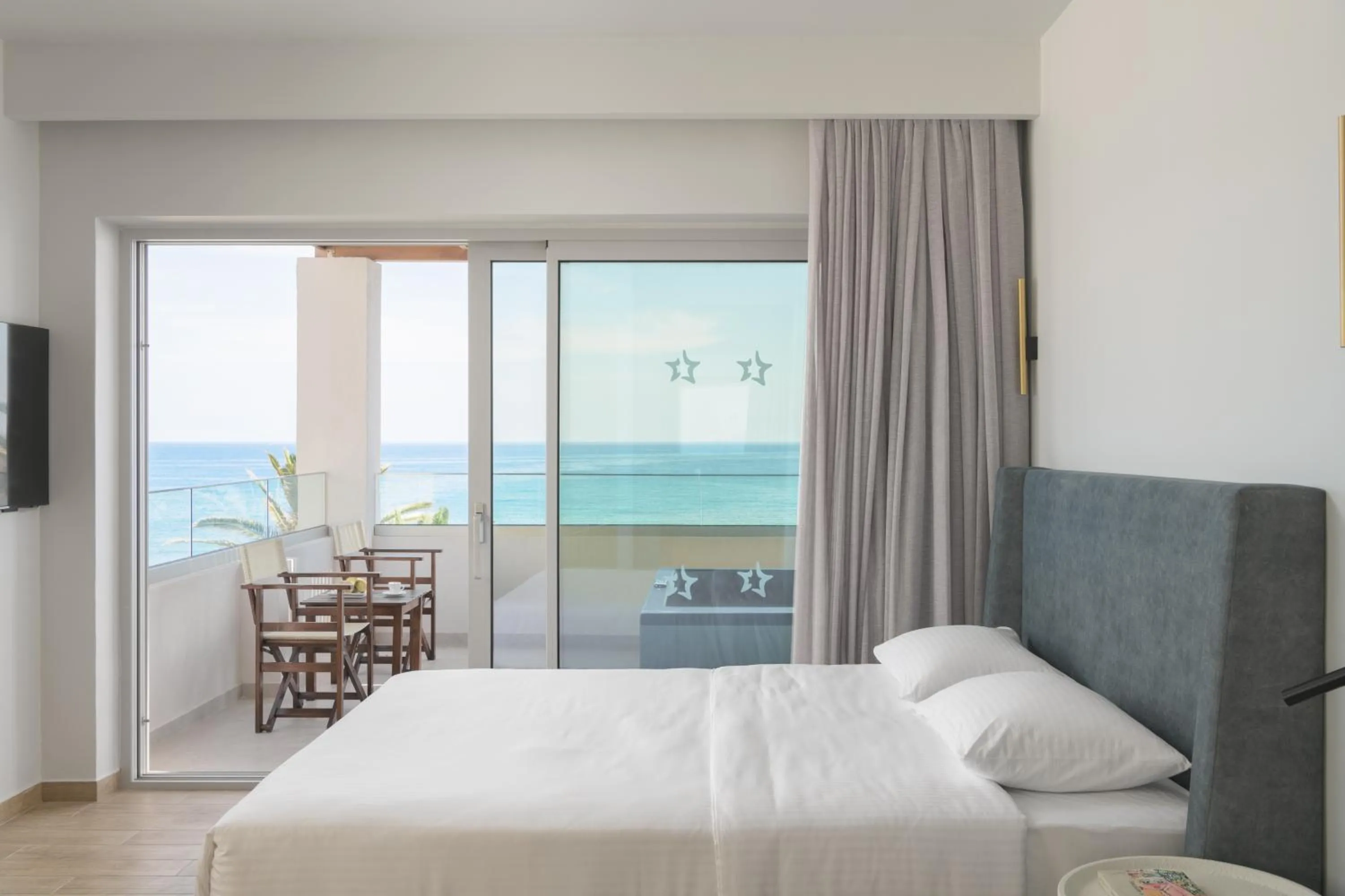 Suite with Sea View and Jacuzzi in Creta Royal - Adults Only