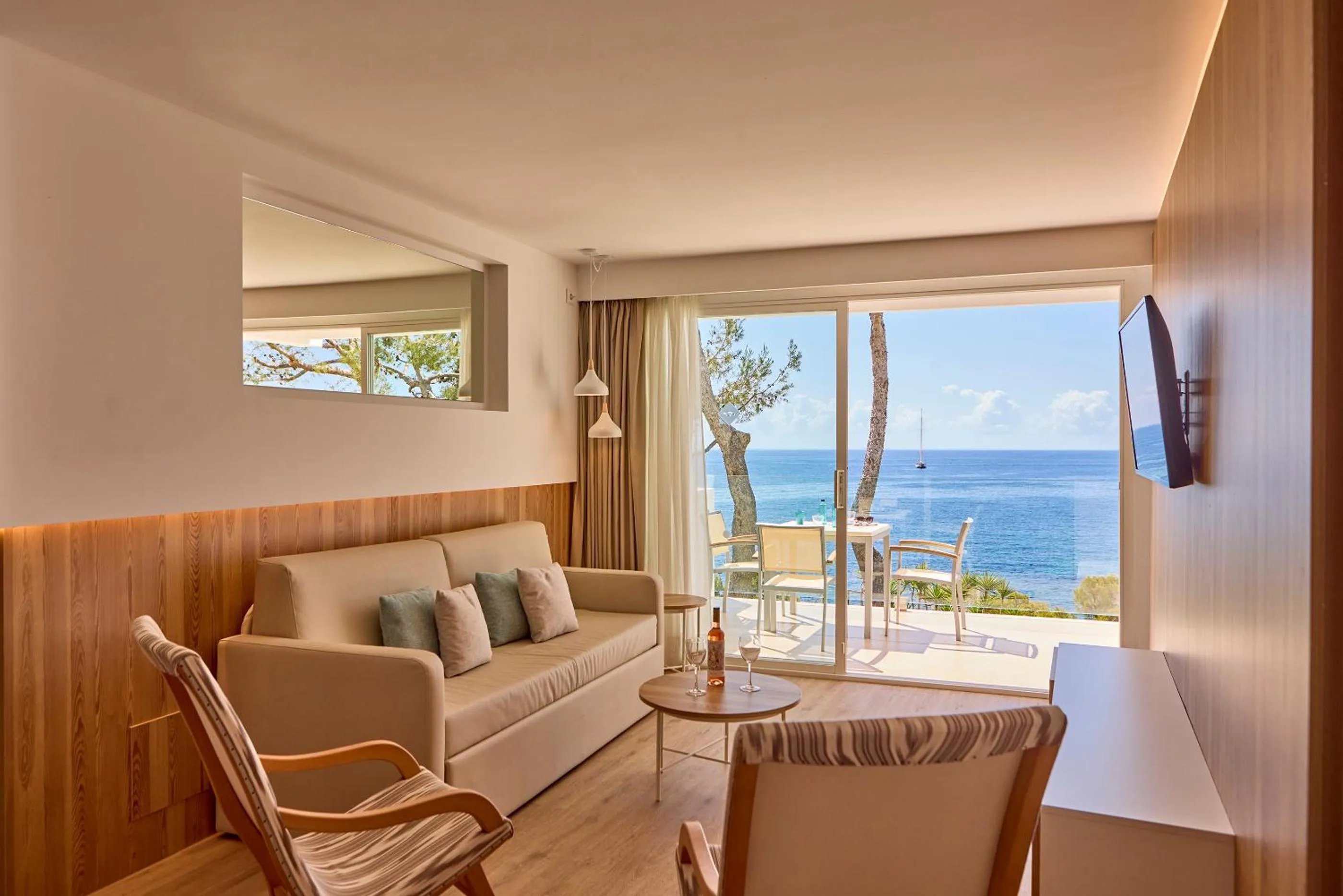 Living room in Aparthotel Ponent Mar