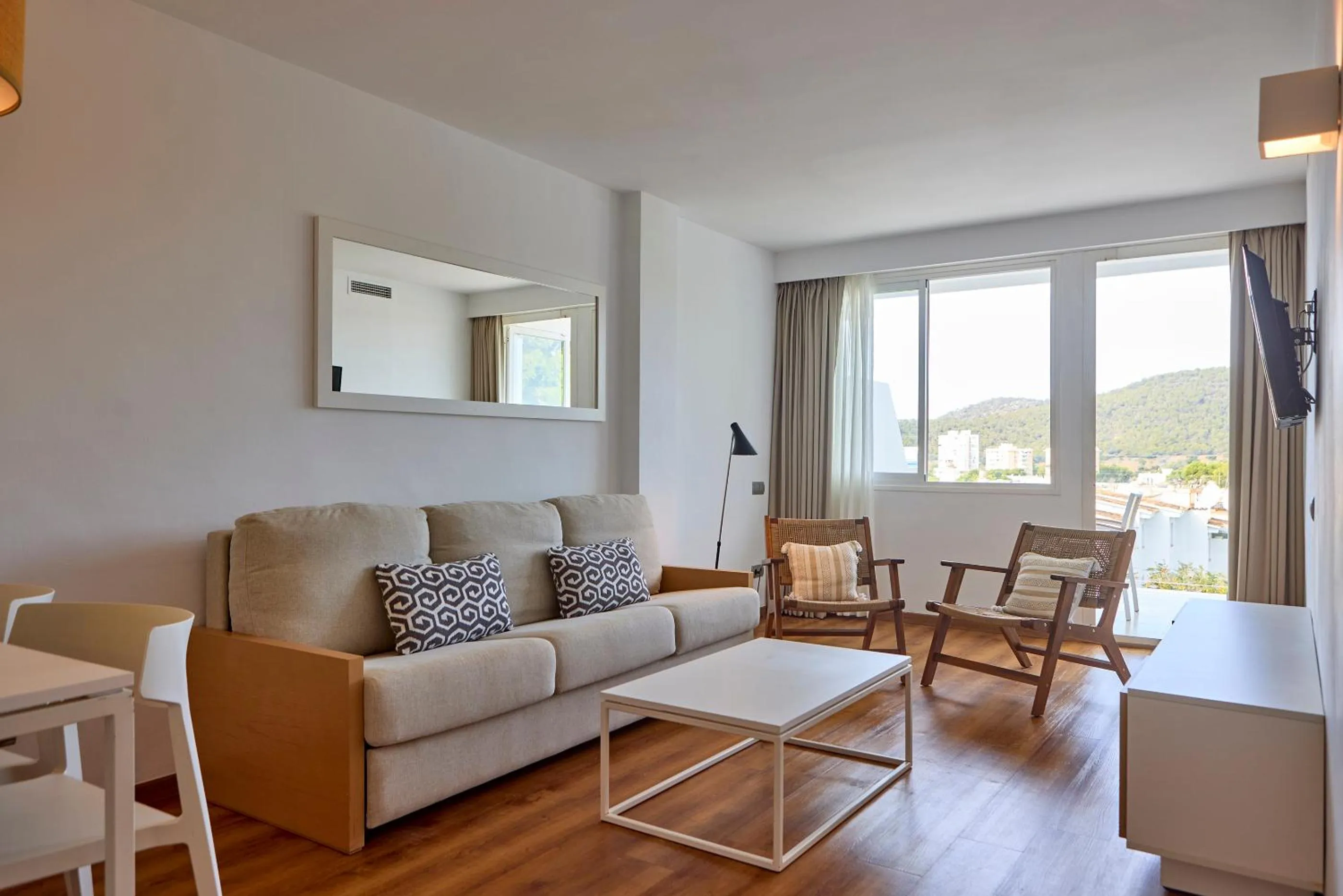 Living room in Aparthotel Ponent Mar