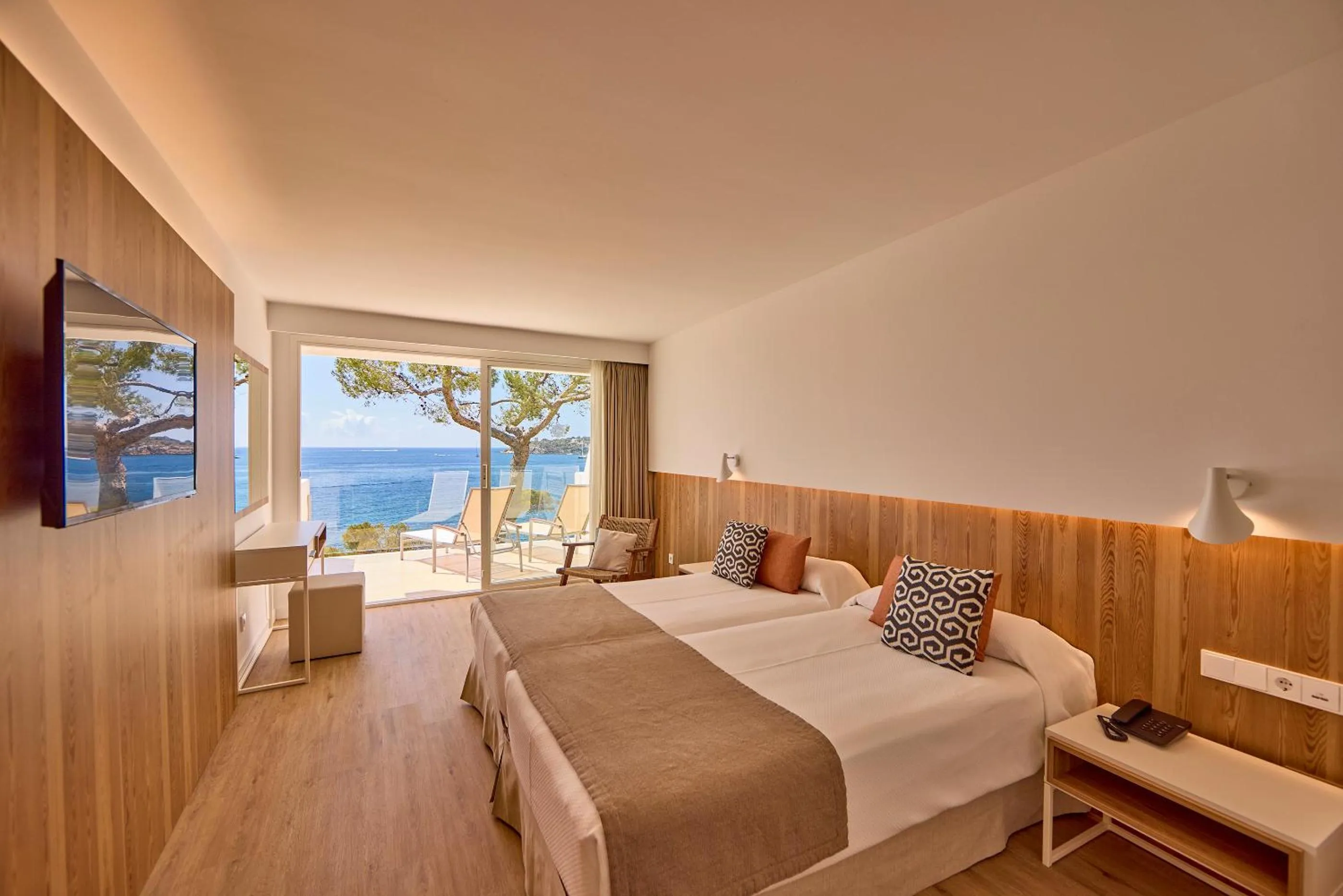 Bedroom, Bed in Aparthotel Ponent Mar