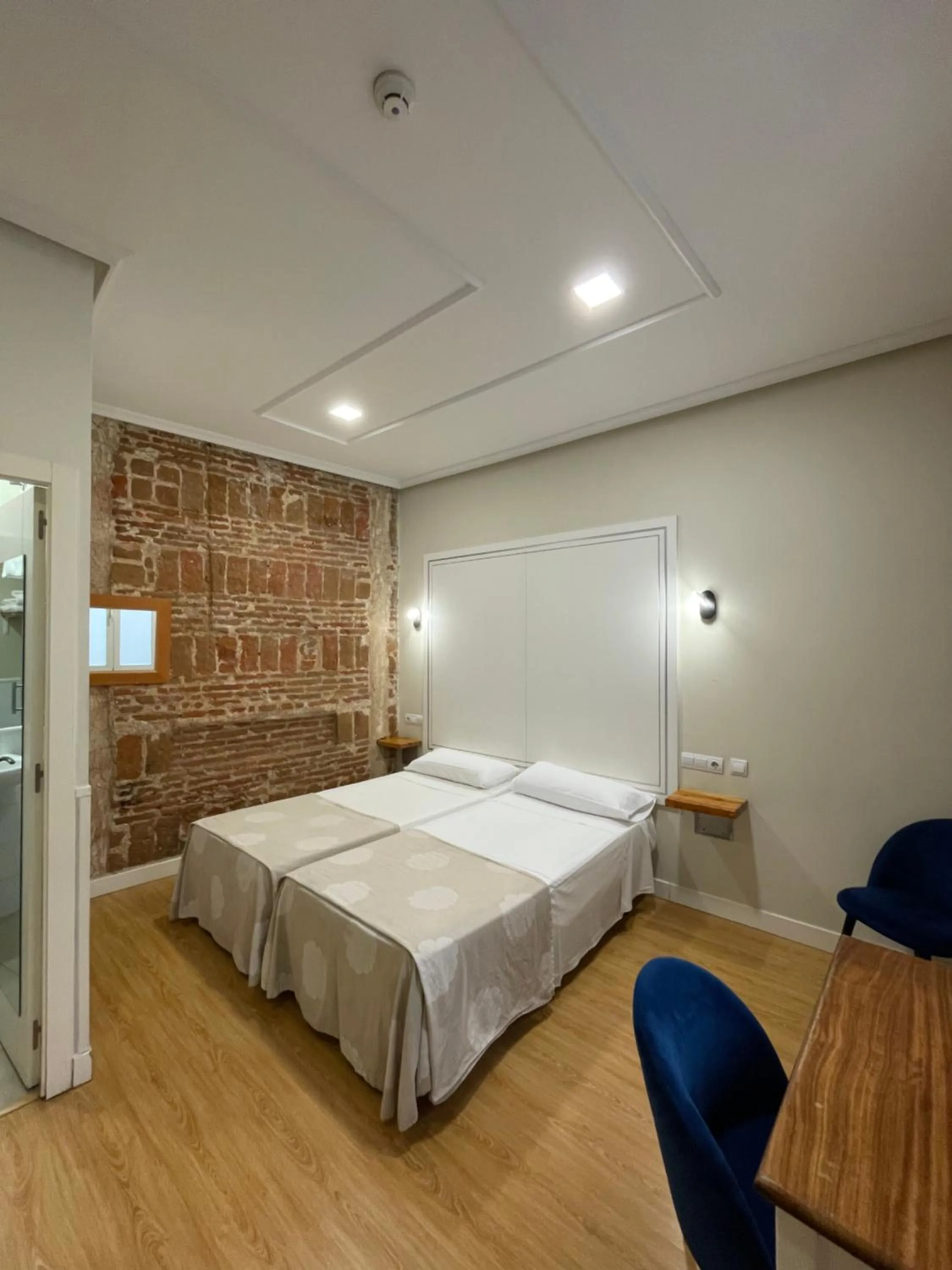 Bed in Hostal Madrid