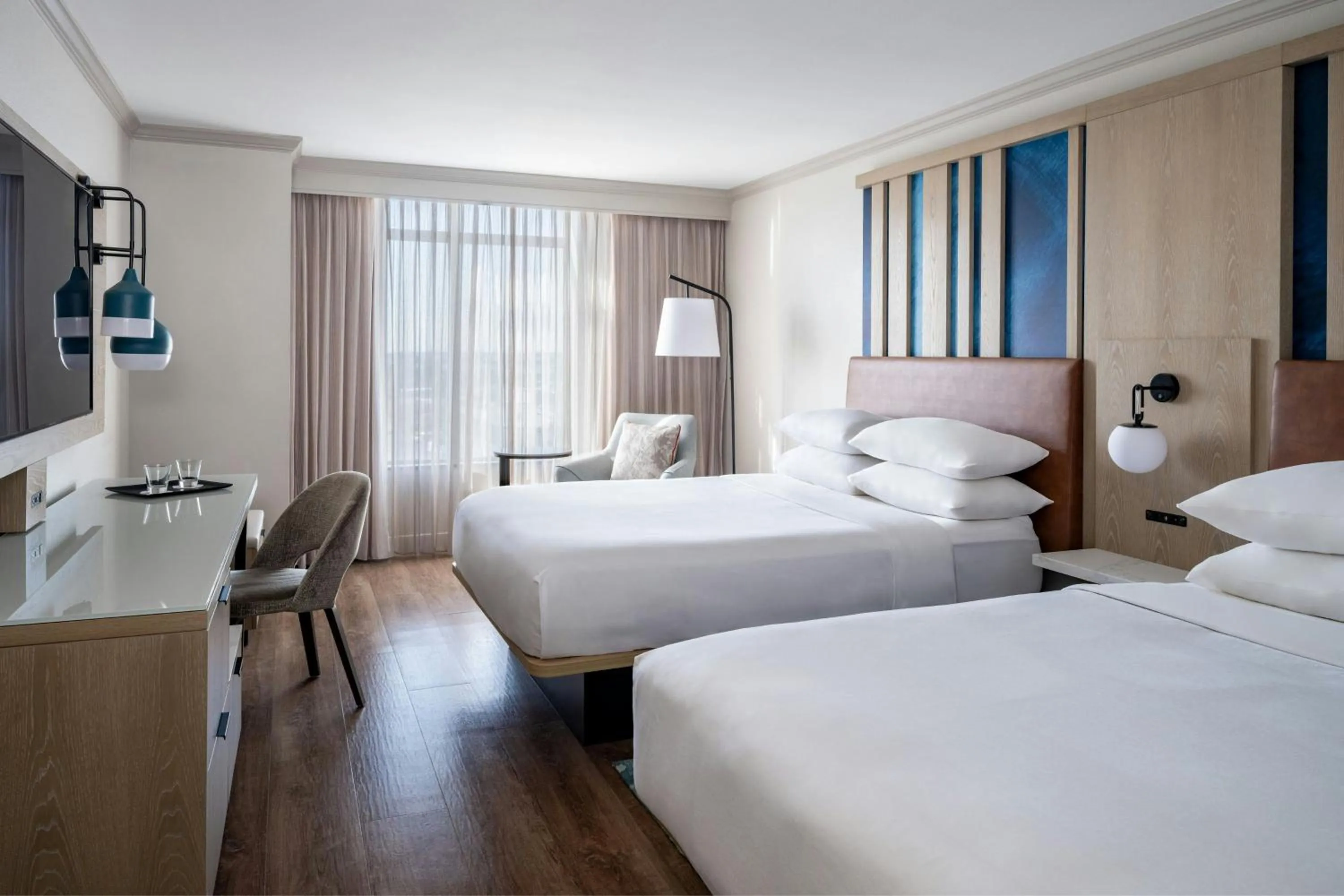 Photo of the whole room, Bed in St. Petersburg Marriott Clearwater