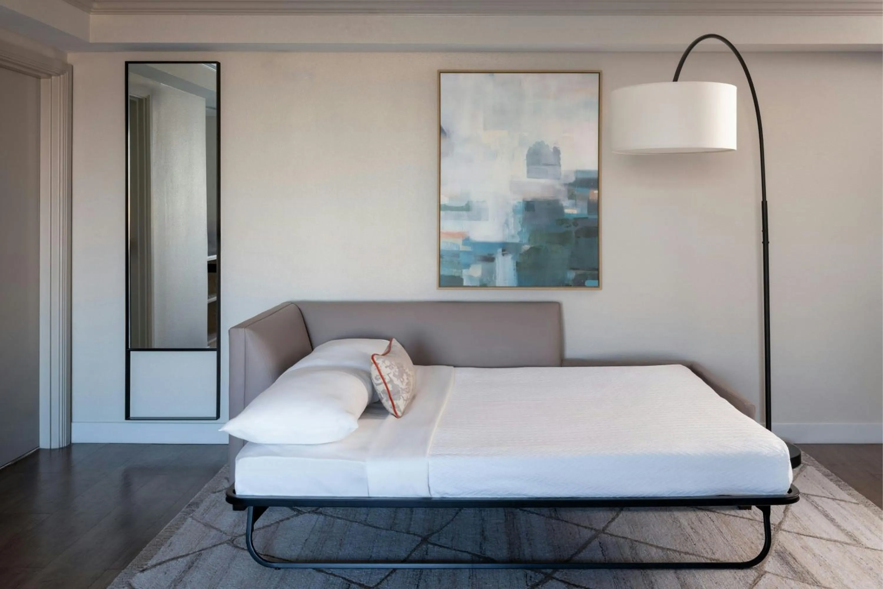 Photo of the whole room, Bed in St. Petersburg Marriott Clearwater