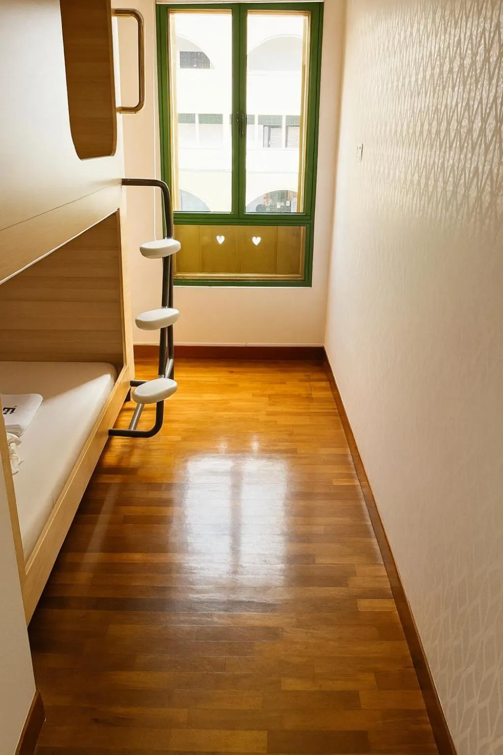 Bedroom, Bed in Wink at Upper Cross Street