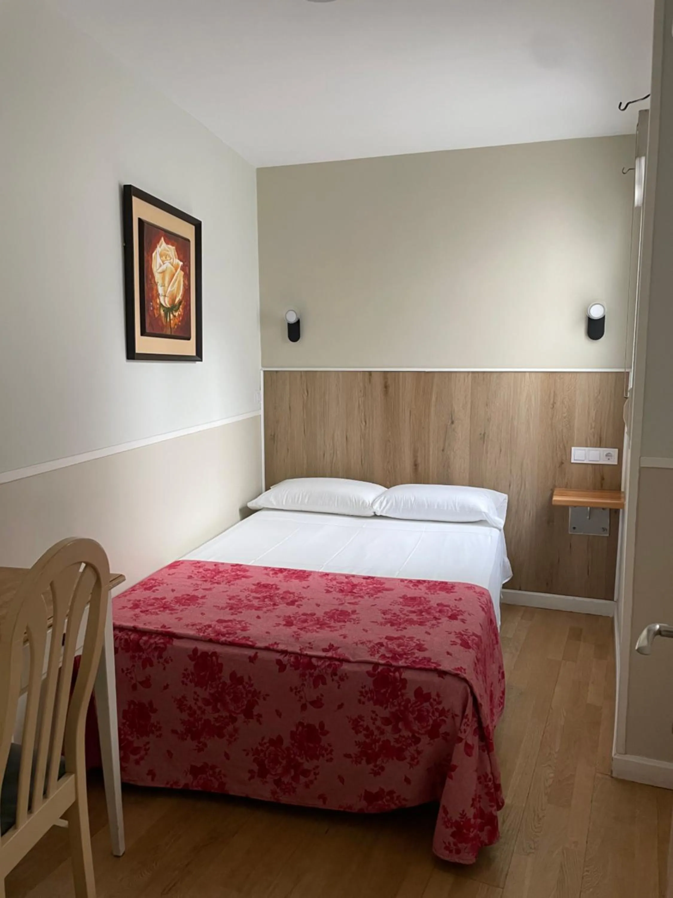 Bed in Apartamentos Mayor Centro