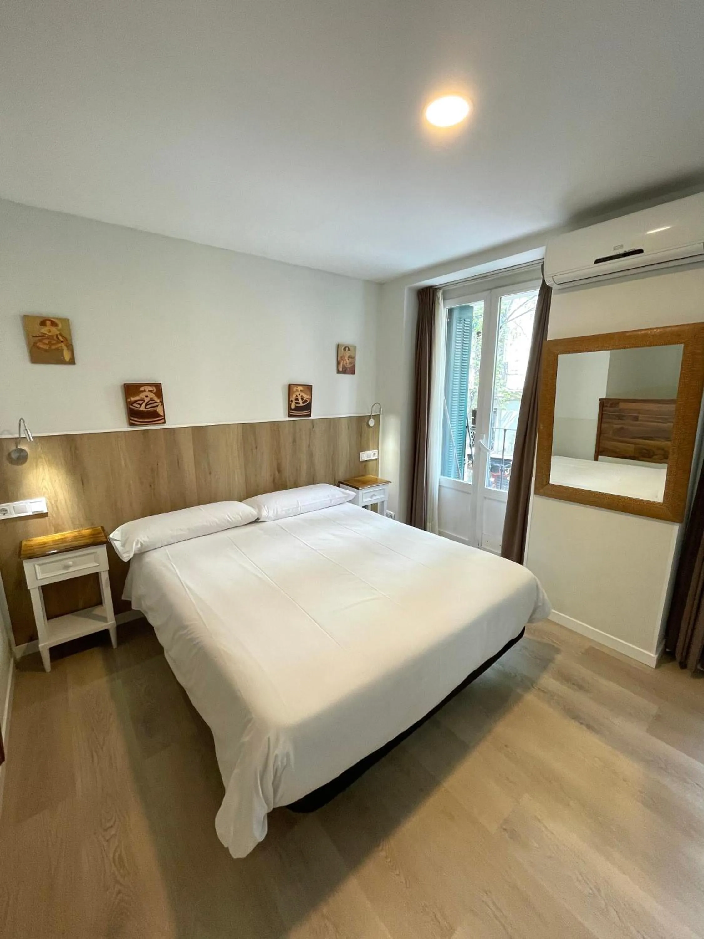 Bed in Apartamentos Mayor Centro