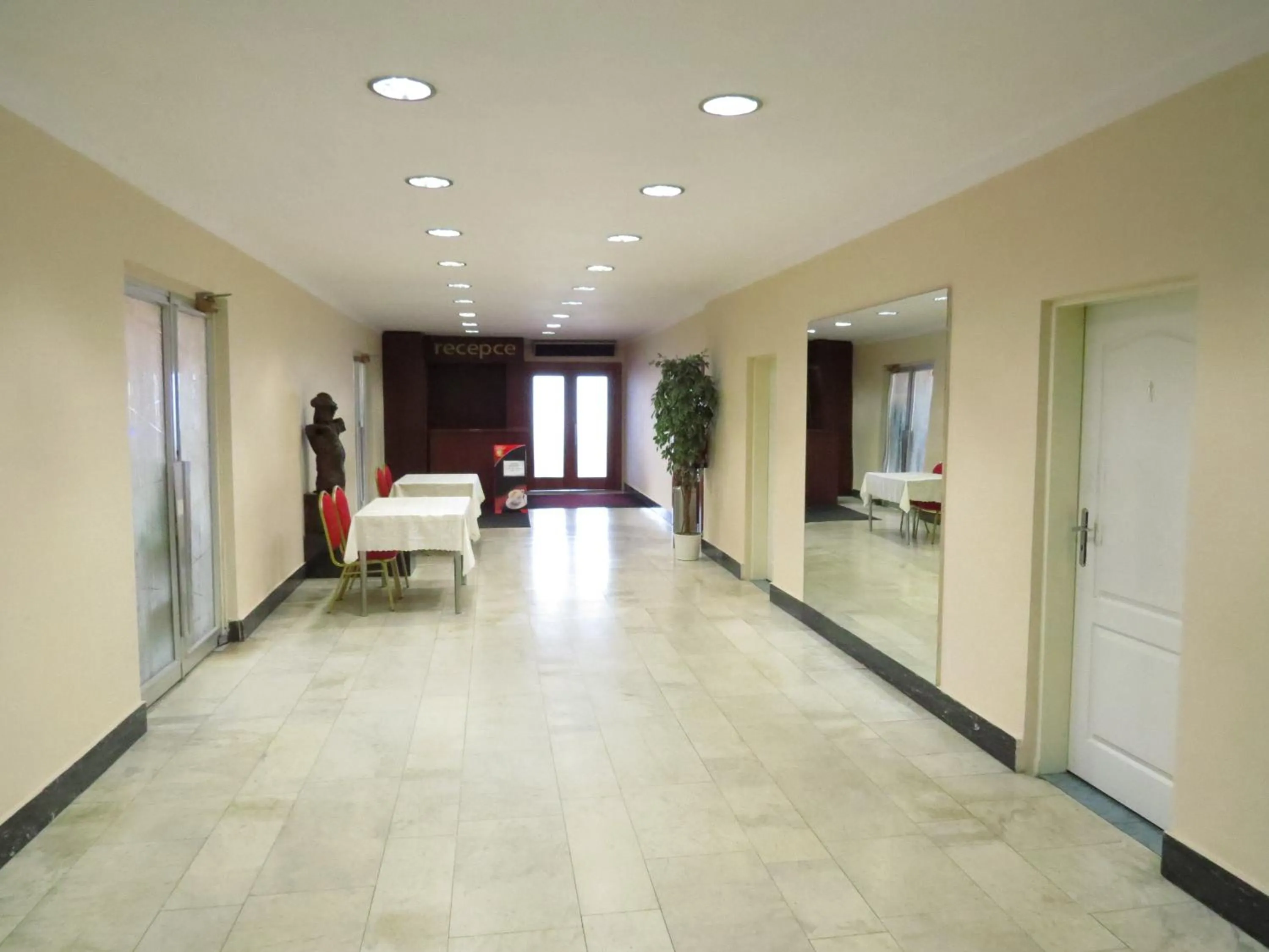 Lobby or reception, Bed in Interhotel Bohemia