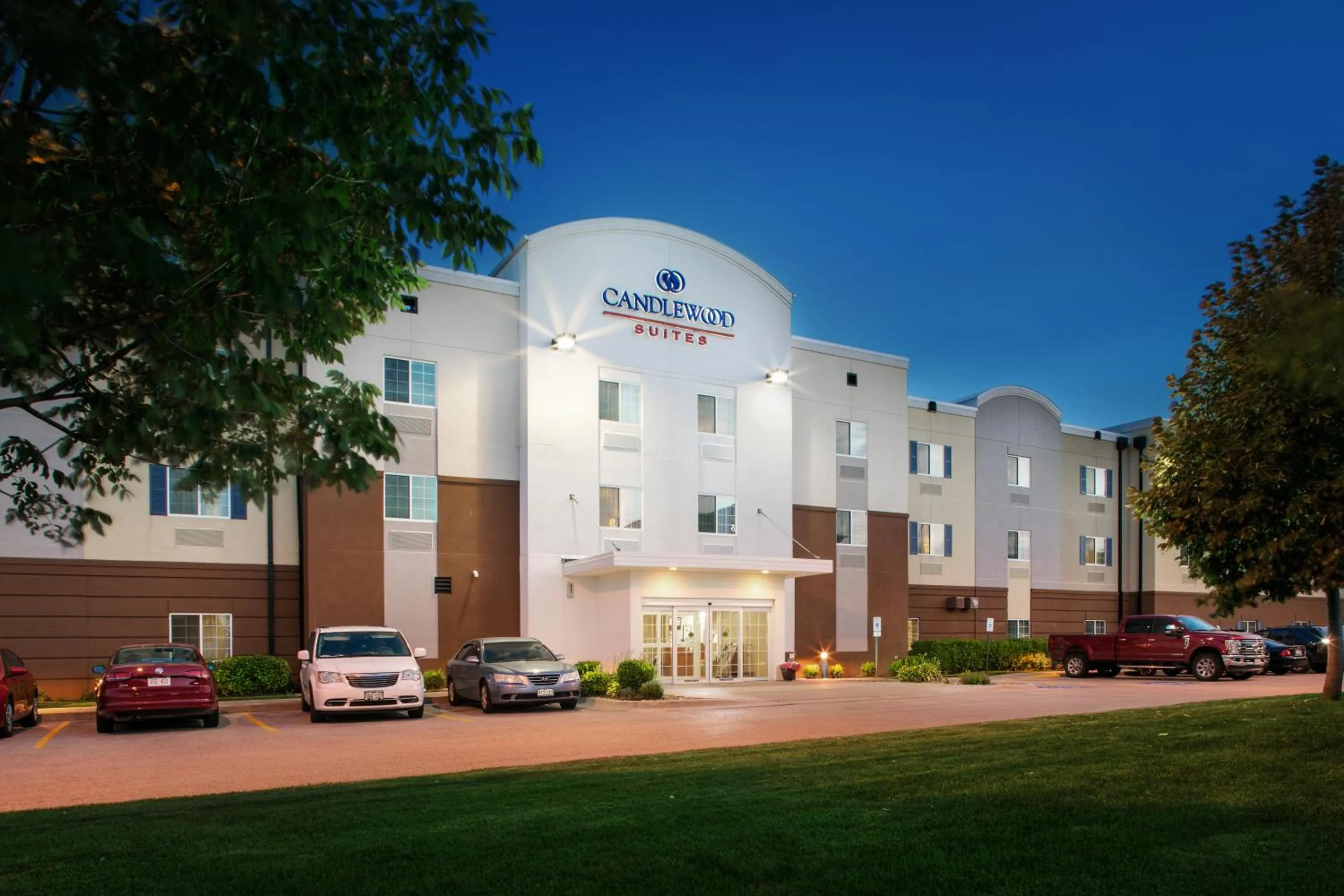 Property building in Candlewood Suites Bellevue by IHG