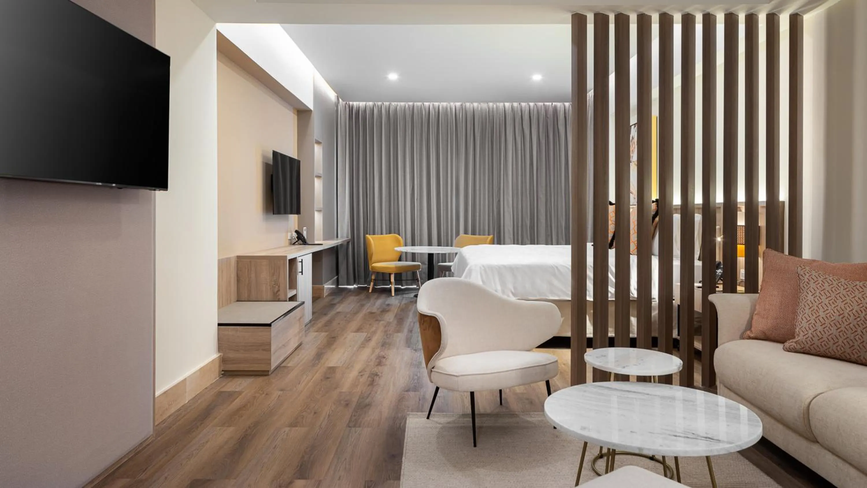 Bedroom, Bed in Holiday Inn Santo Domingo by IHG