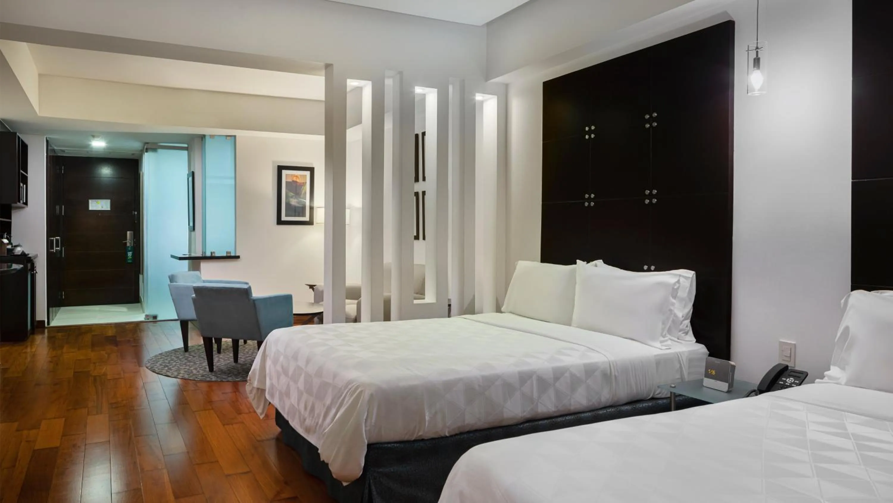Bedroom, Bed in Holiday Inn Santo Domingo by IHG