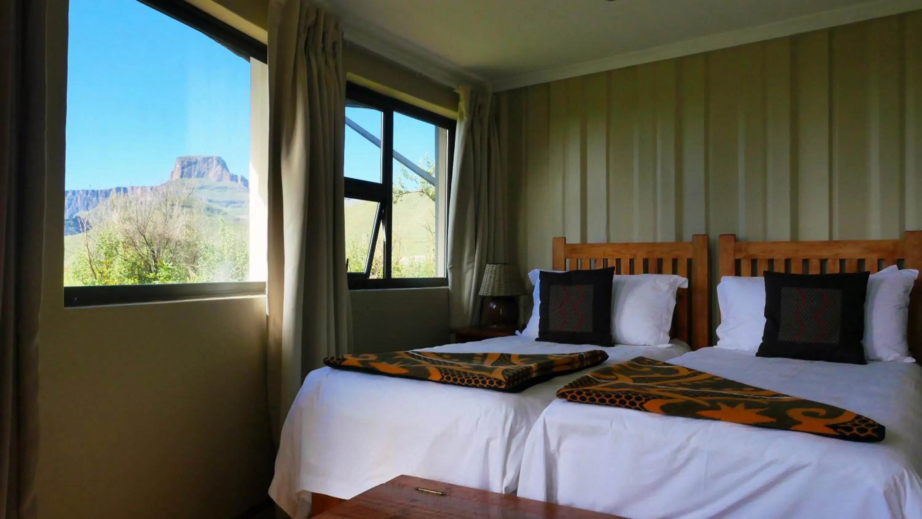 Bed in Witsieshoek Mountain Lodge
