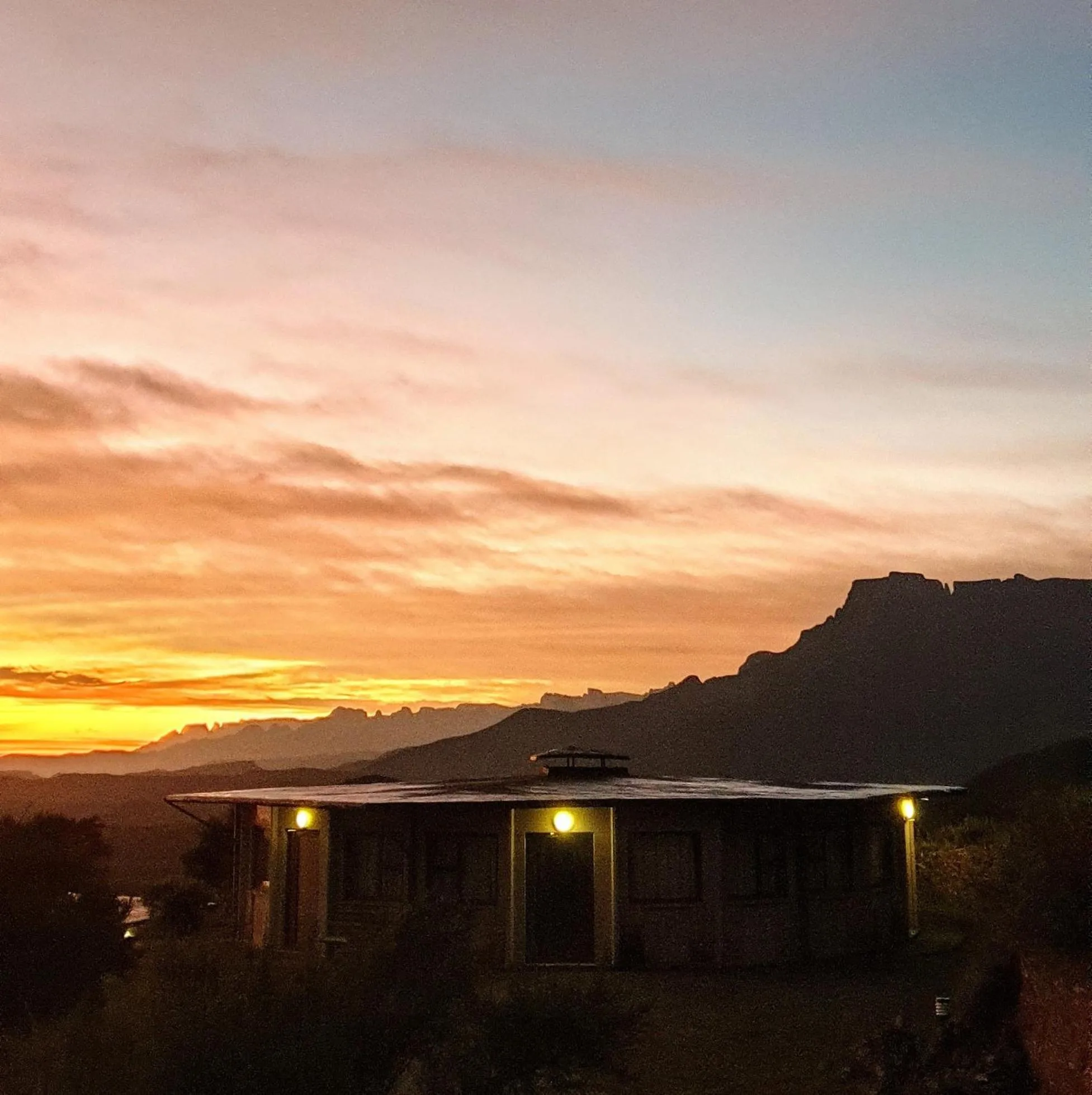 Sunrise in Witsieshoek Mountain Lodge
