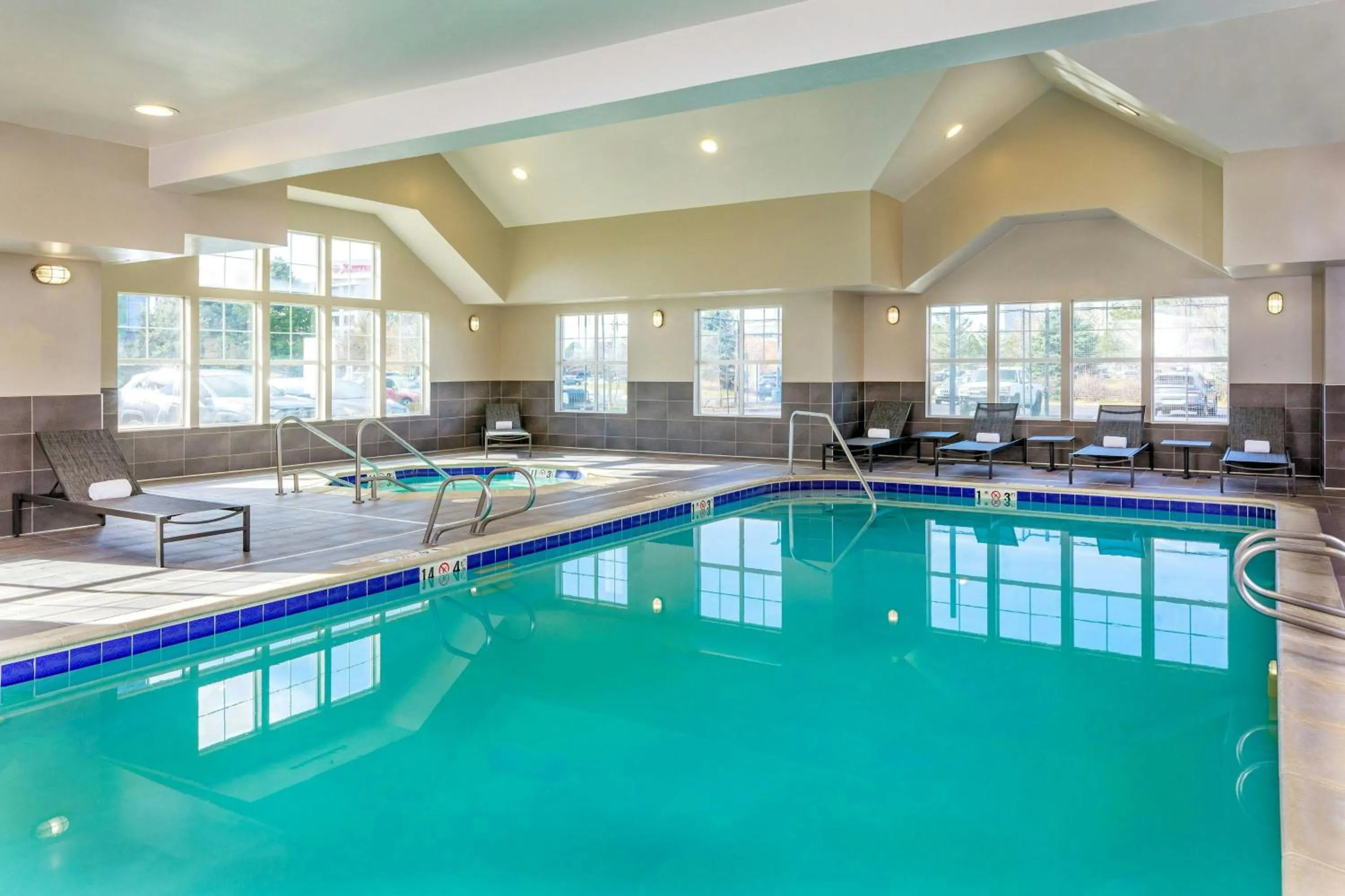 Swimming pool in Residence Inn by Marriott Denver Airport at Gateway Park
