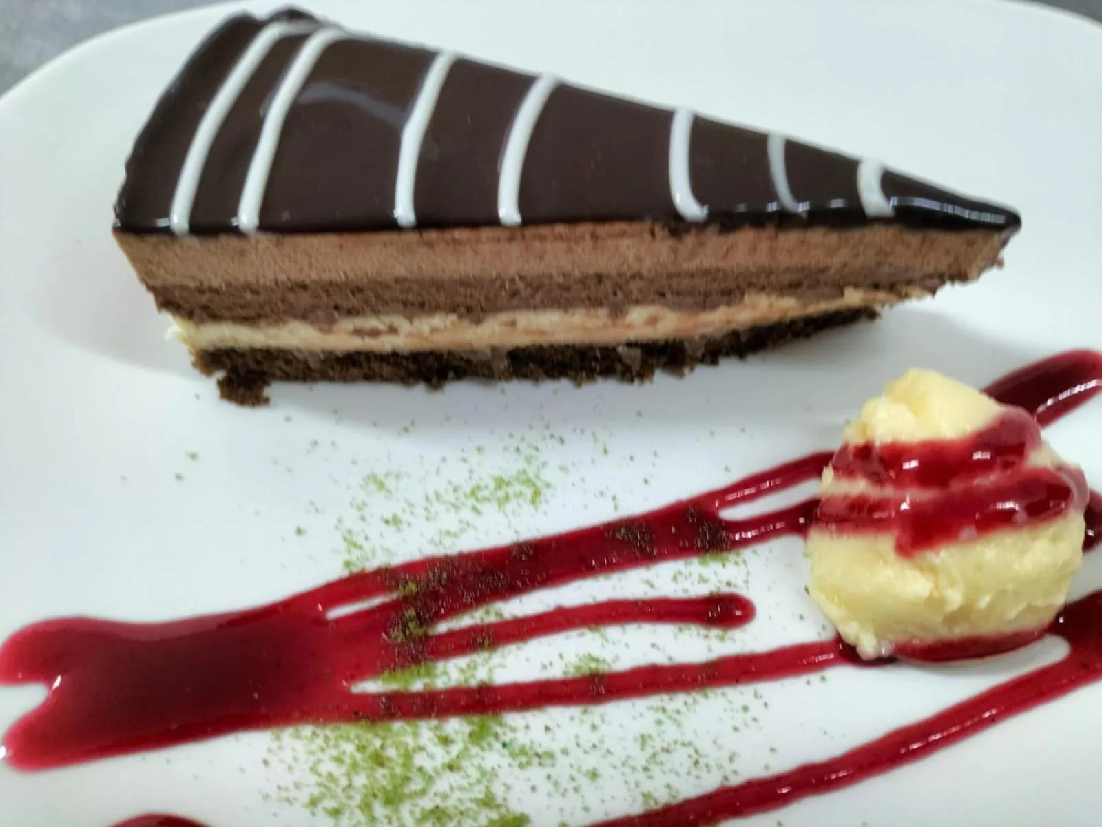 Restaurant/places to eat in Hotel Santa Ana