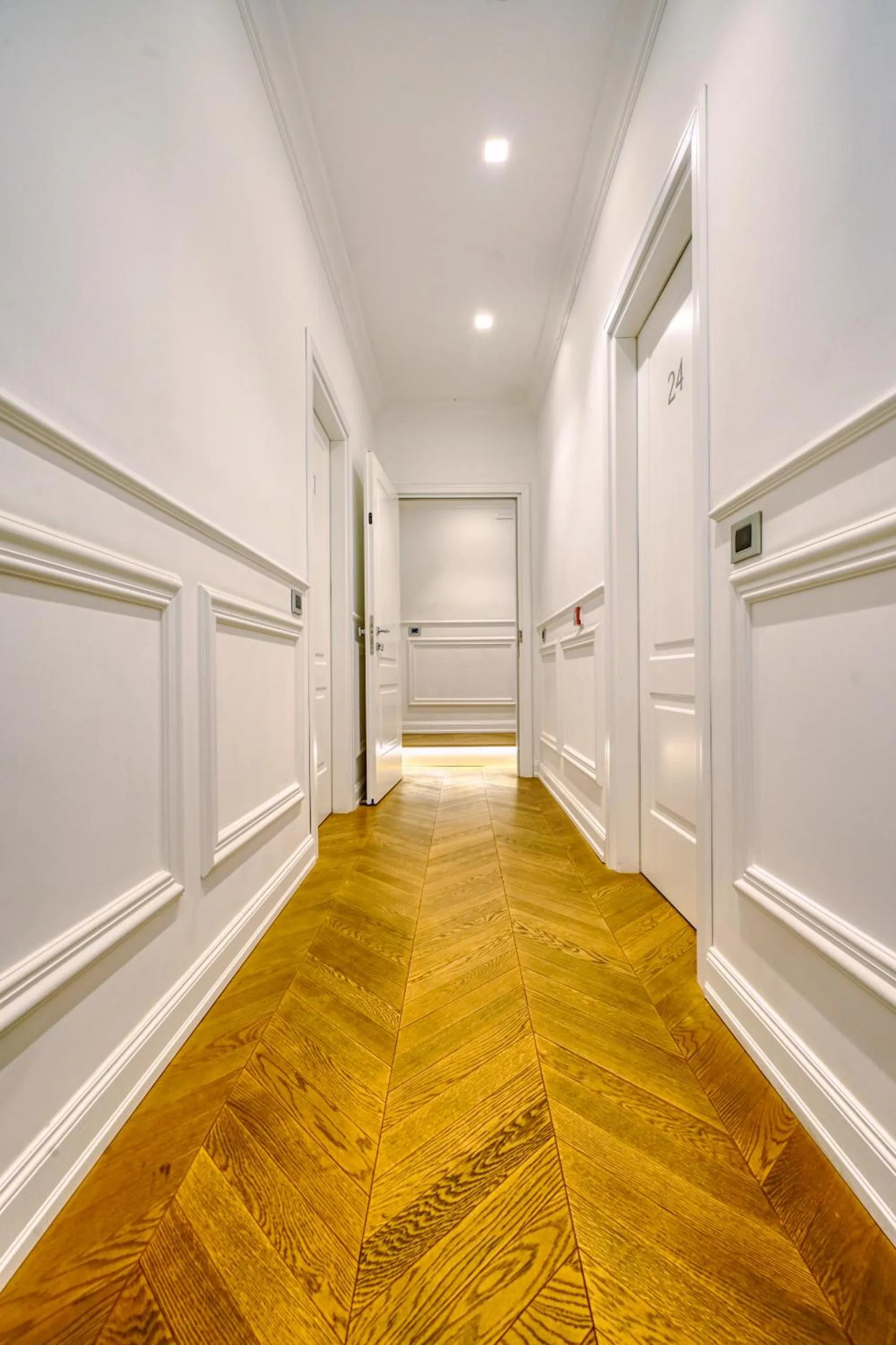 Shower in Via Chiodo Luxury Rooms