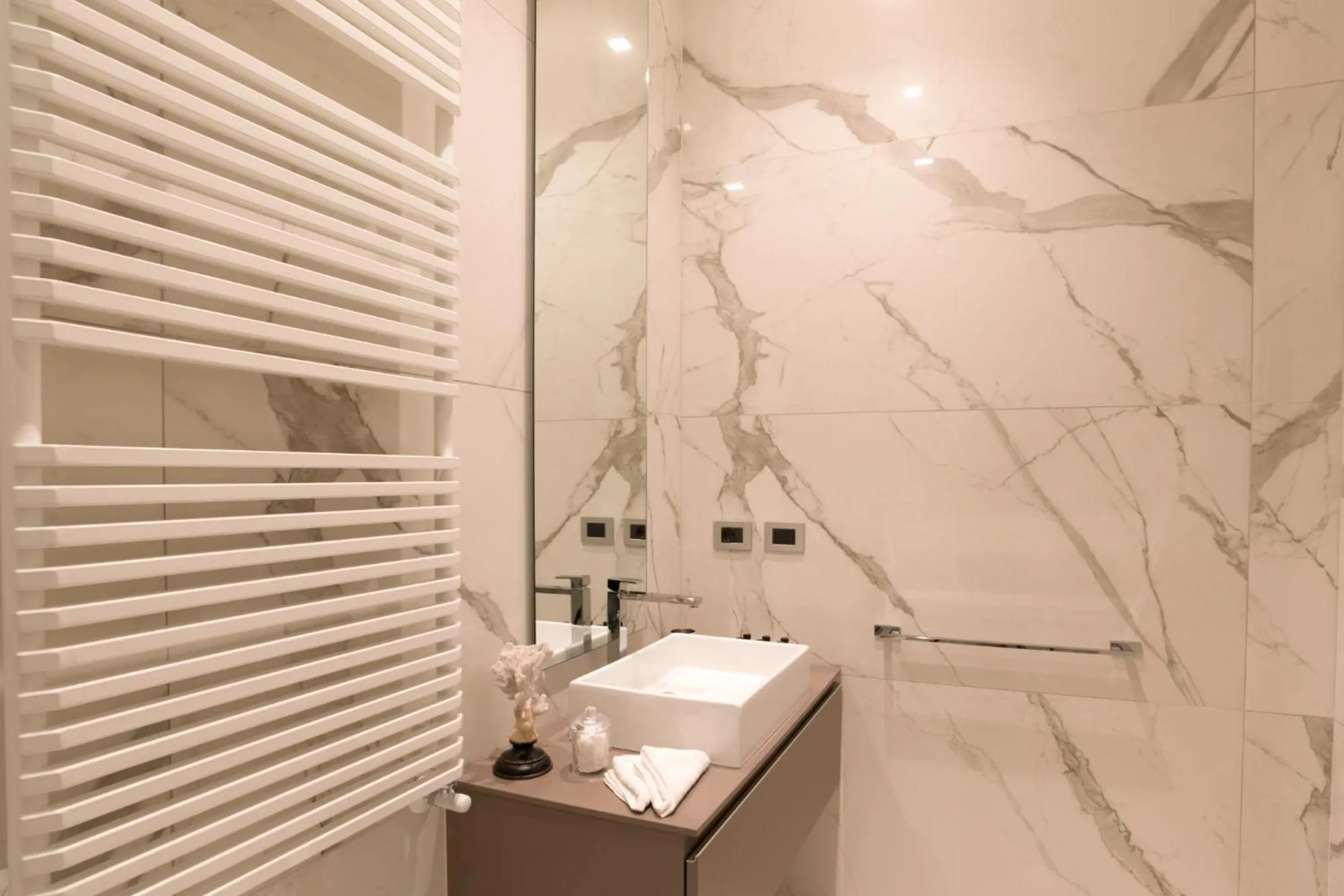 Bathroom in Via Chiodo Luxury Rooms