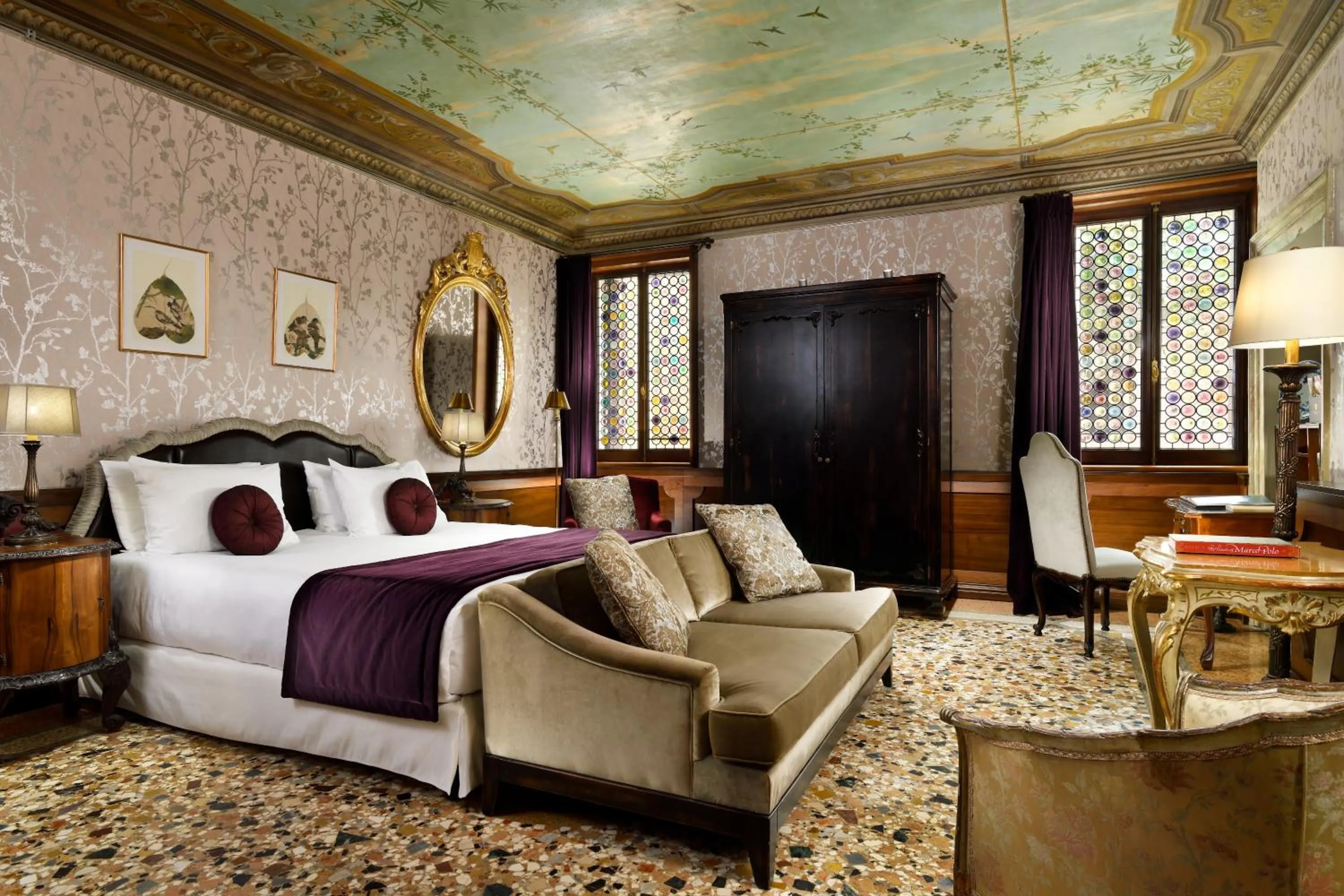 Photo of the whole room, Bed in Palazzo Venart Luxury Hotel