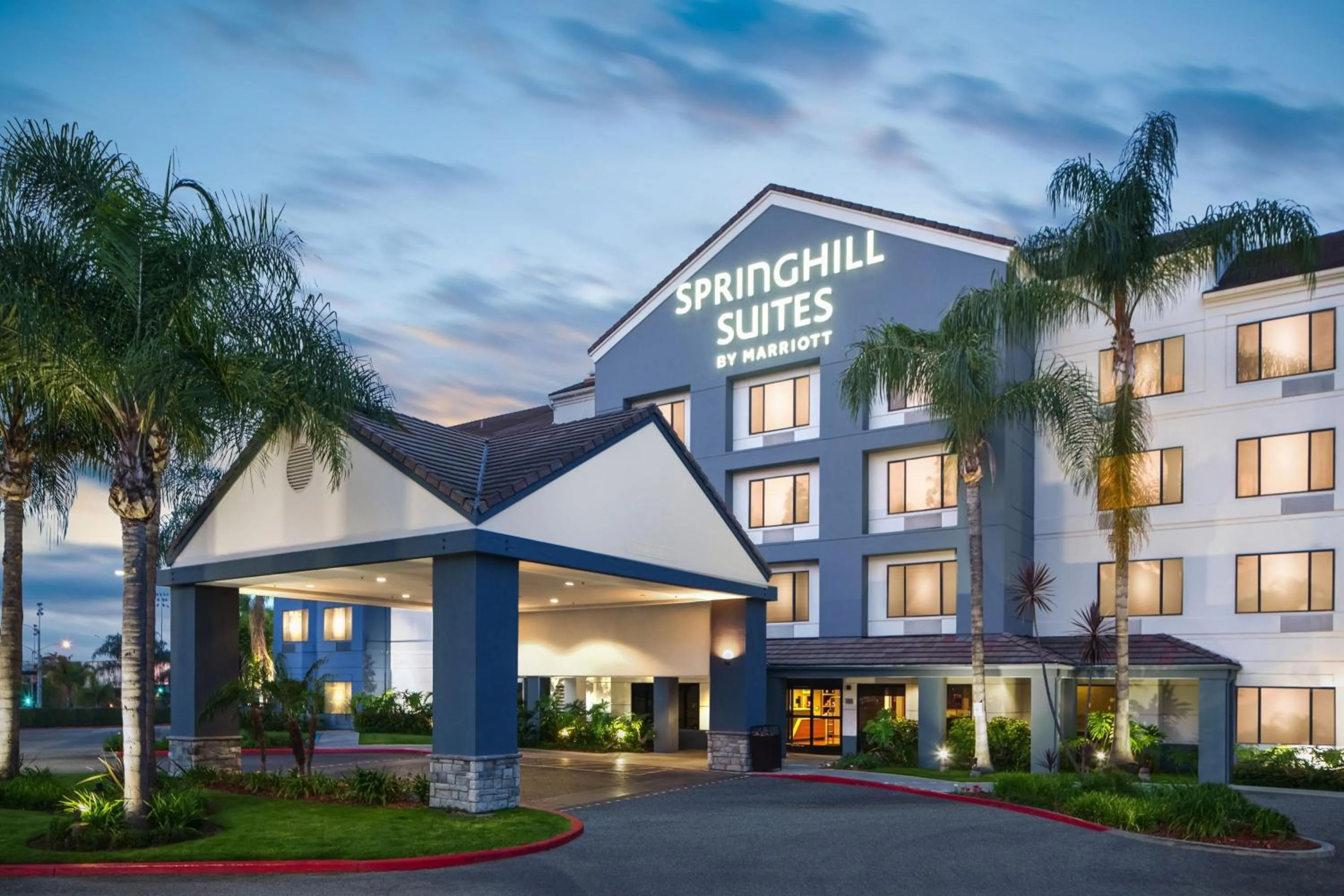 Property building in SpringHill Suites Pasadena Arcadia