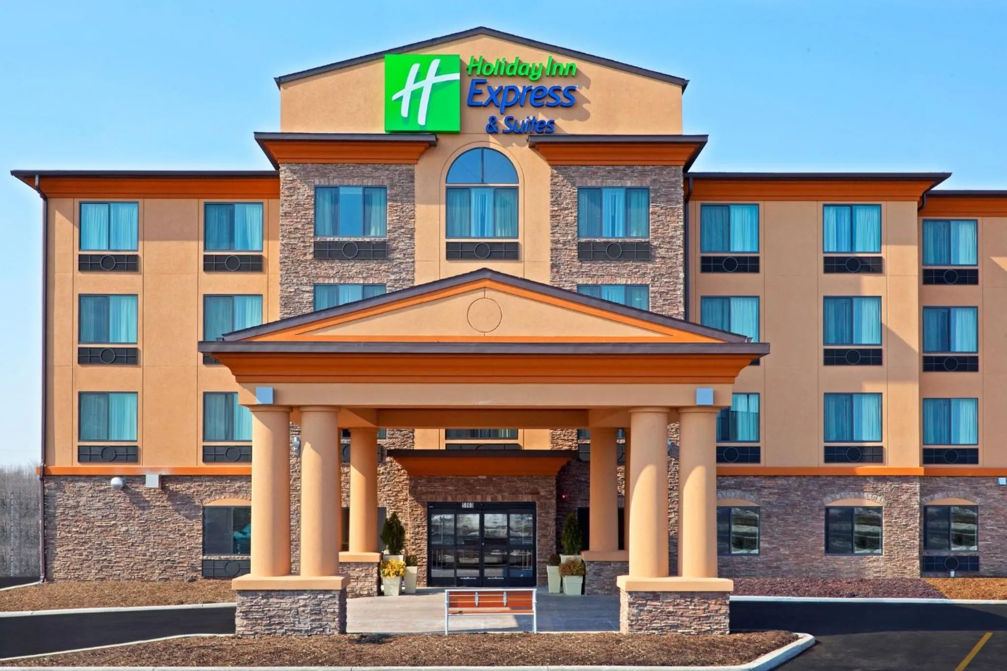 Property building in Holiday Inn Express & Suites Syracuse North - Airport Area by IHG