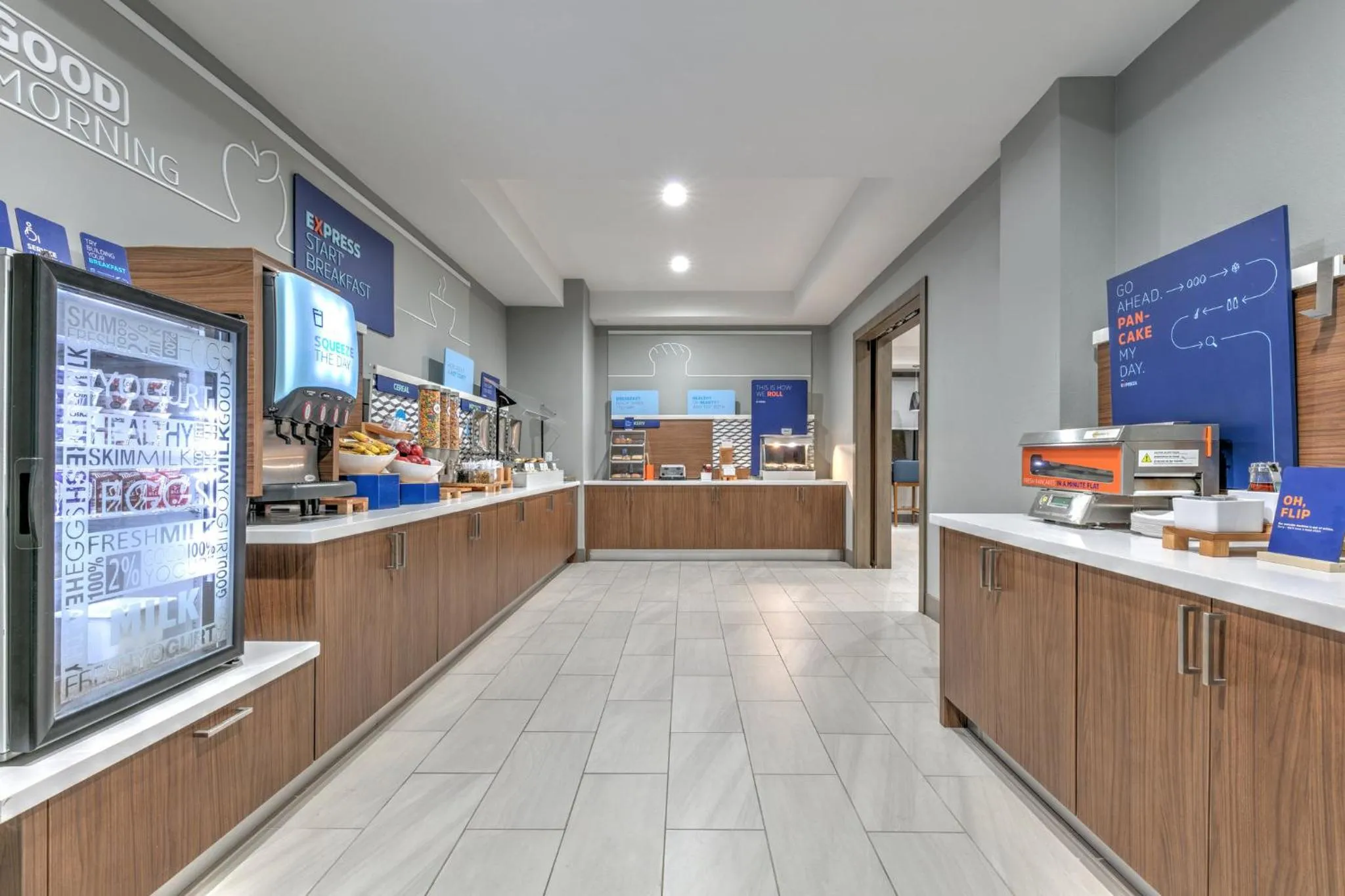 Breakfast in Holiday Inn Express Hotel & Suites Winnie by IHG