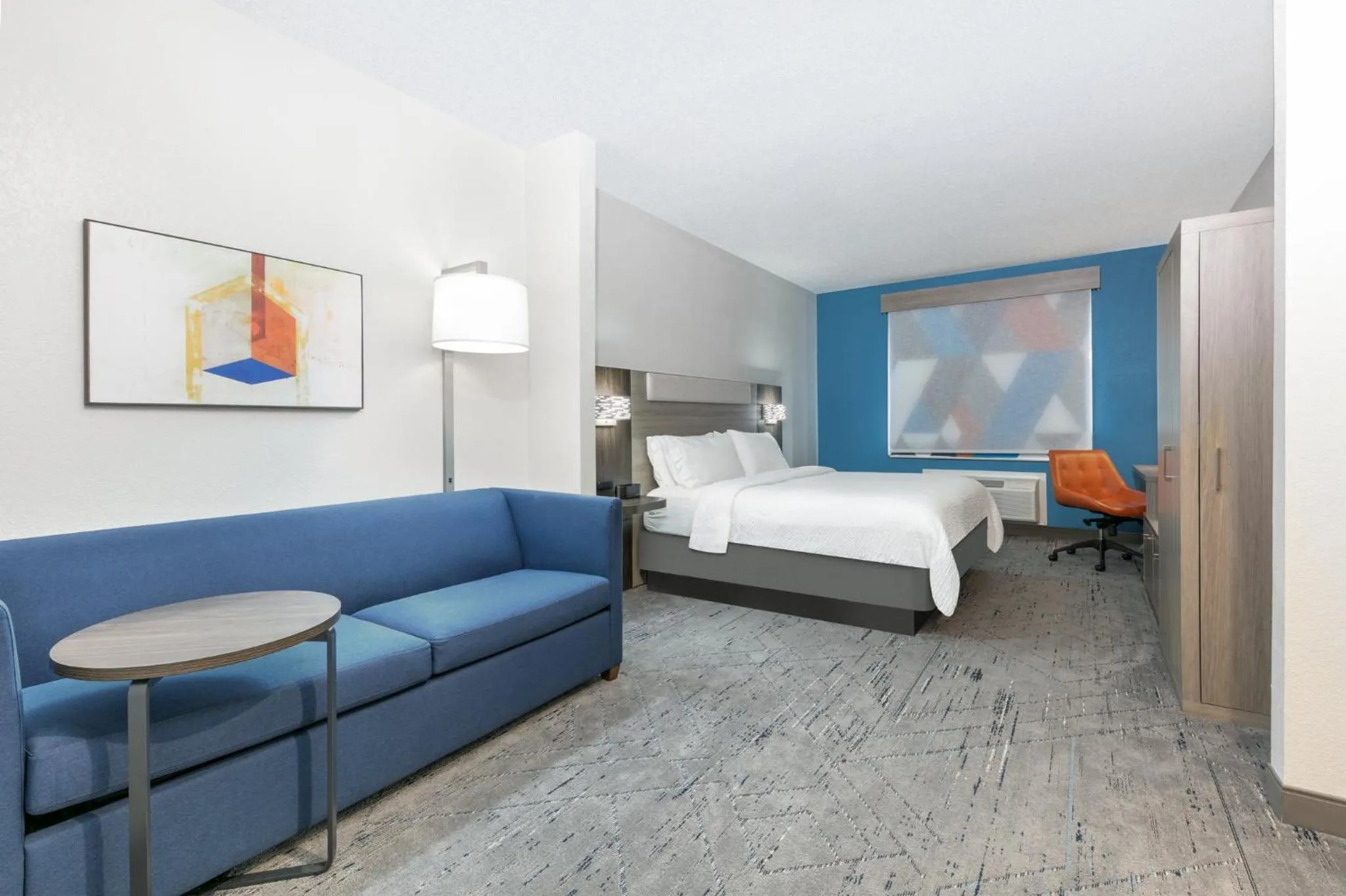 Photo of the whole room, Bed in Holiday Inn Express Hotel & Suites Winnie by IHG
