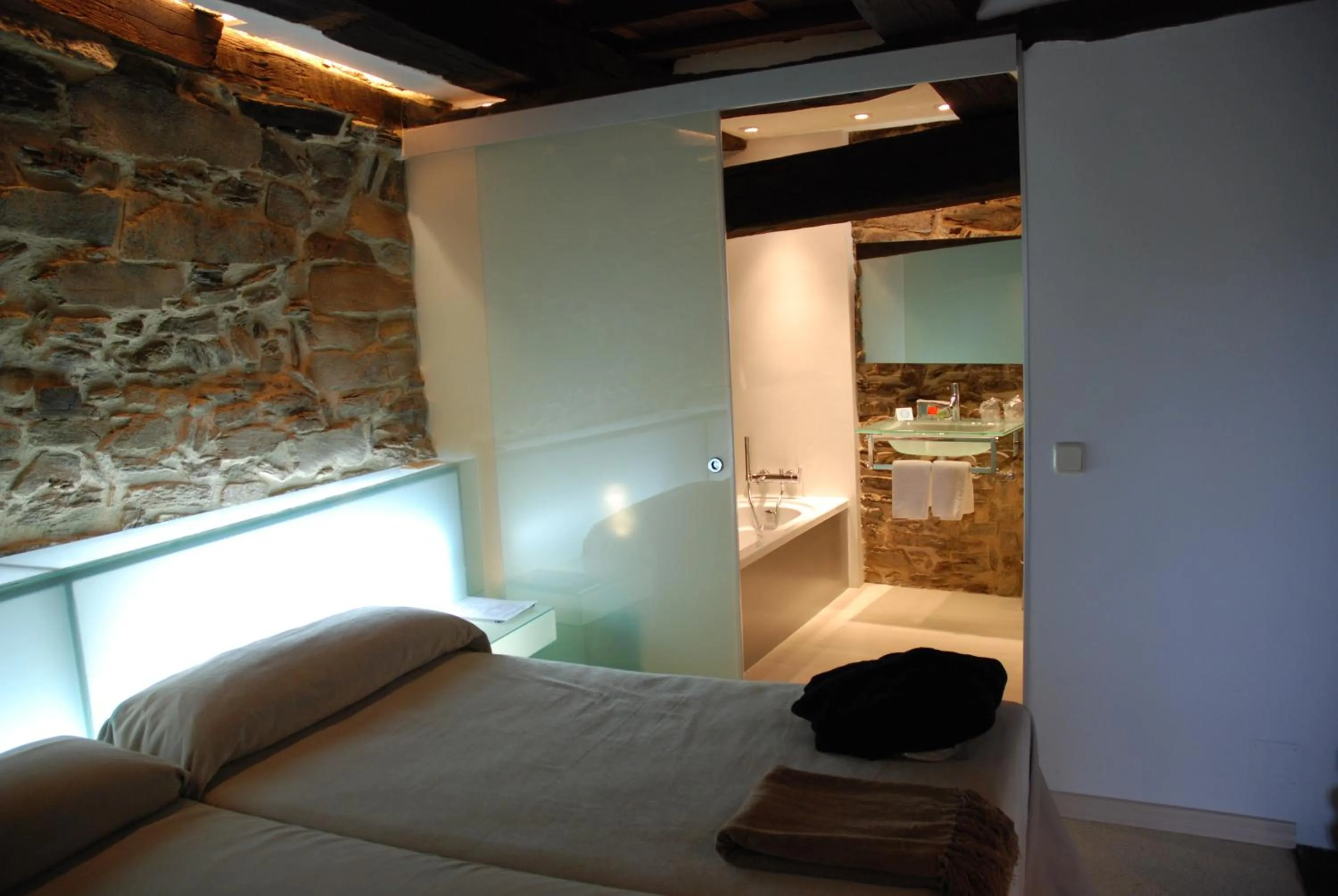 Photo of the whole room, Bed in Posada Real La Pascasia