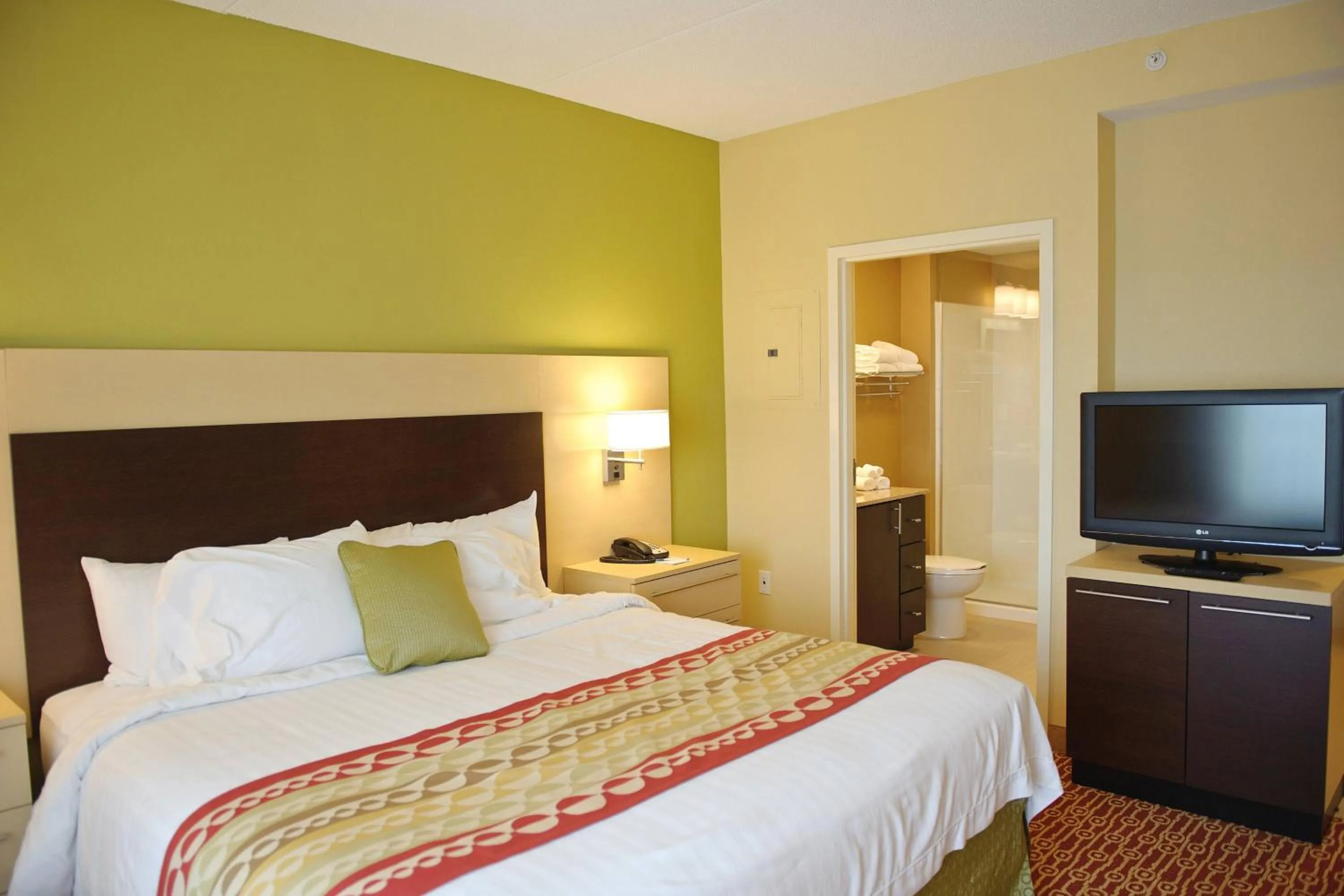 Photo of the whole room, Bed in TownePlace Suites by Marriott Charlotte Mooresville