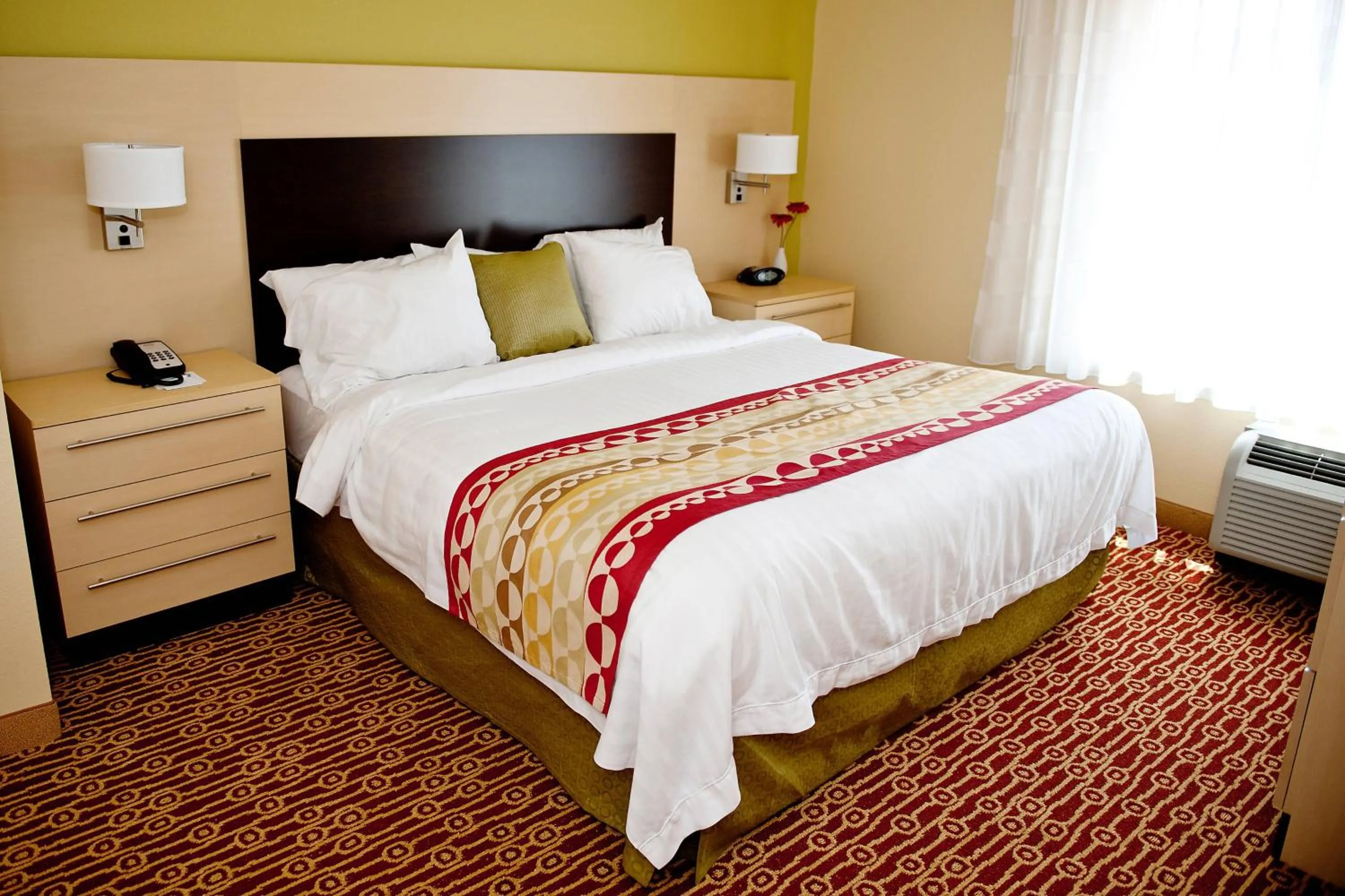 Bedroom, Bed in TownePlace Suites by Marriott Charlotte Mooresville