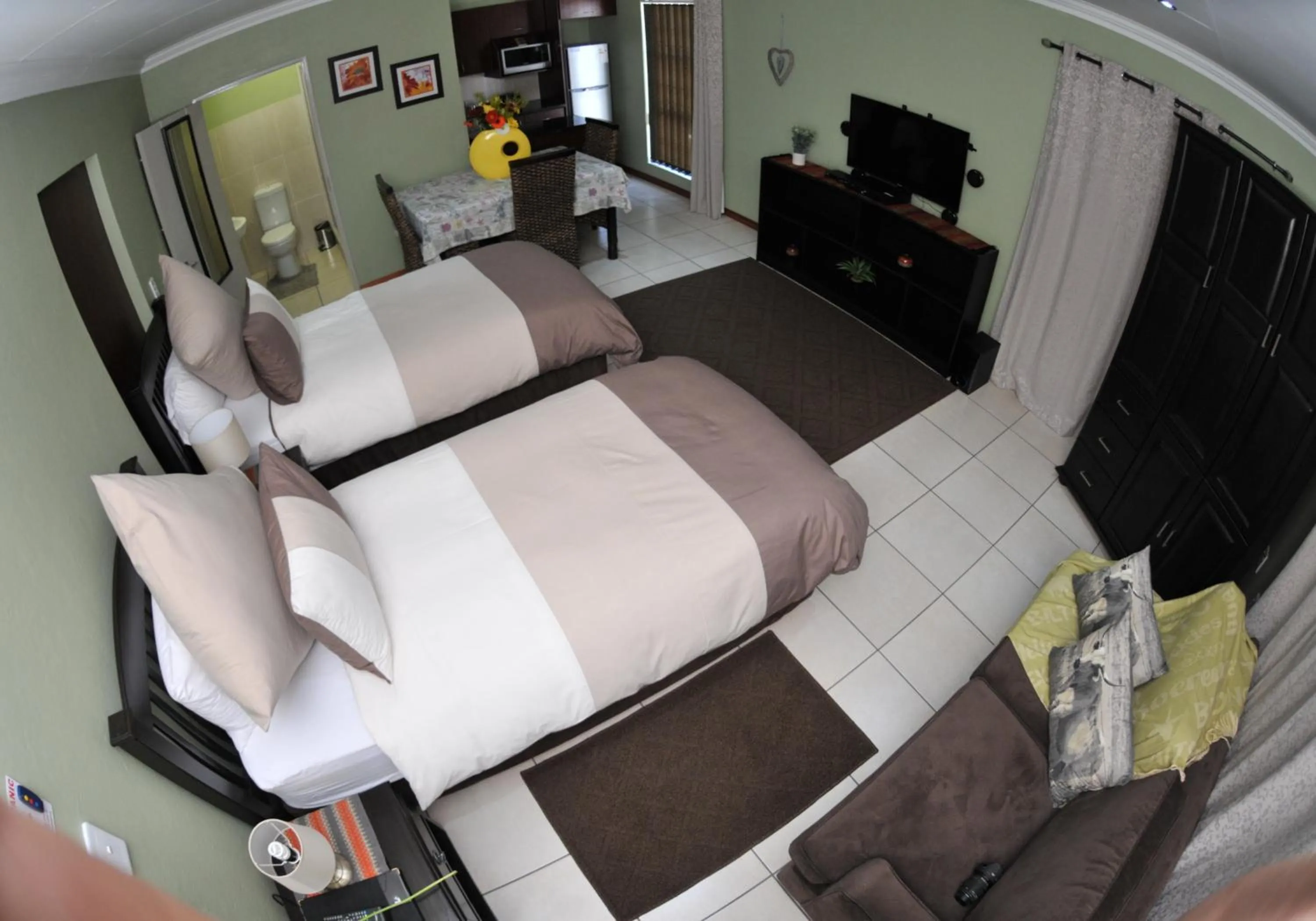 Photo of the whole room in The Flower Box Long Term Accommodation