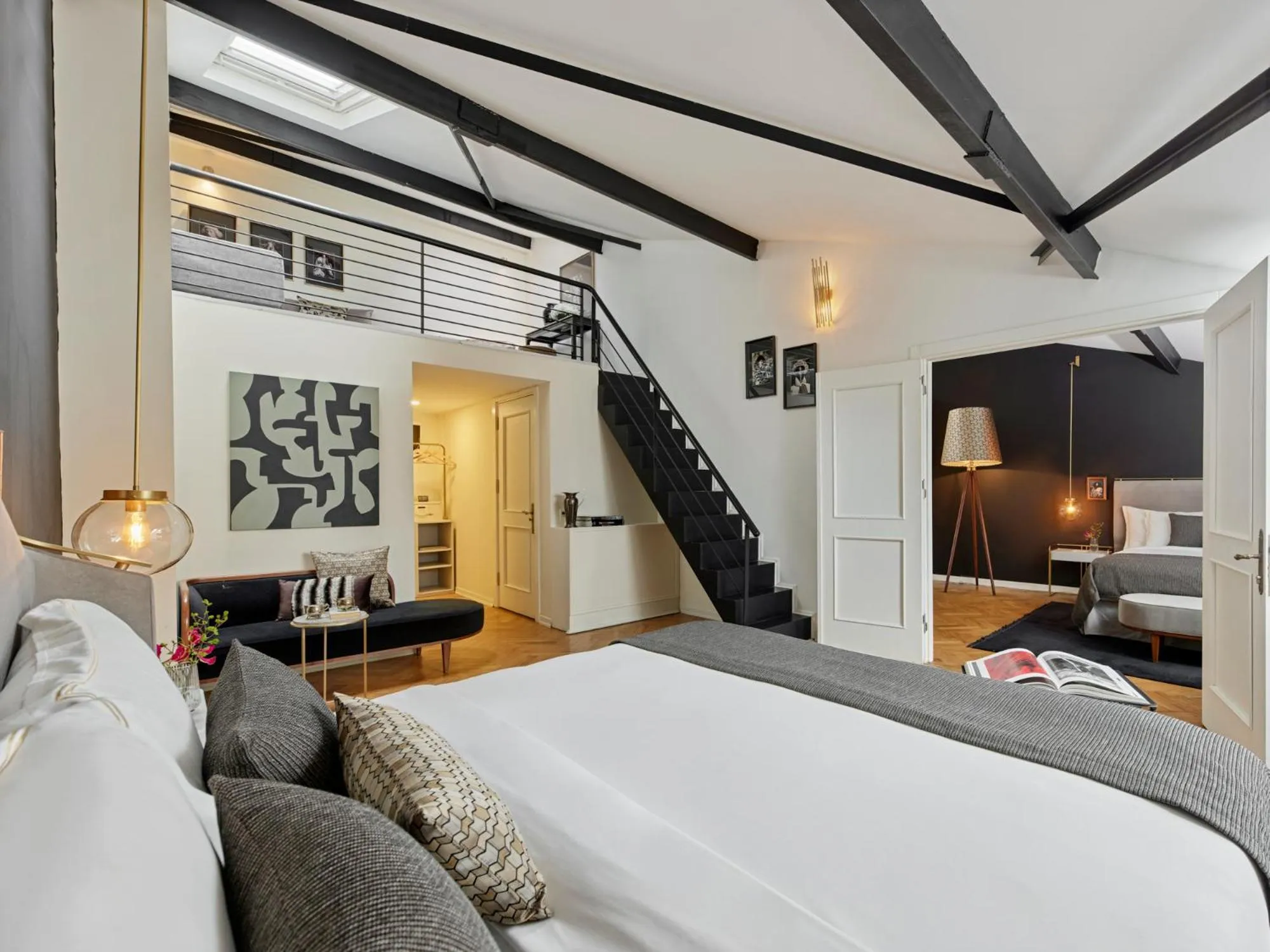 Communal lounge/ TV room, Bed in Mr Cas Hotels Taksim - Special Category