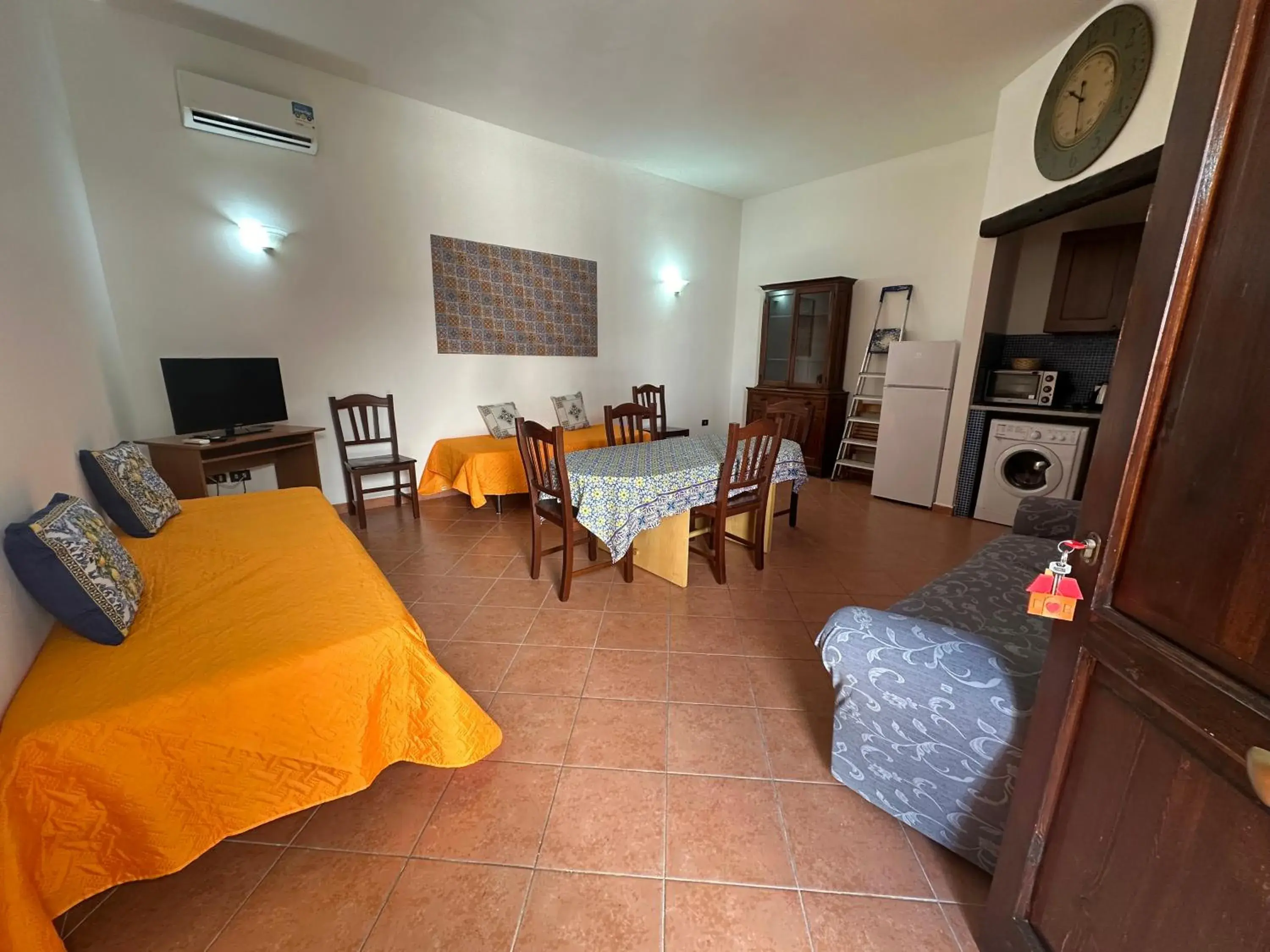 Apartment in Art Lincoln Apartment in Art Lincoln