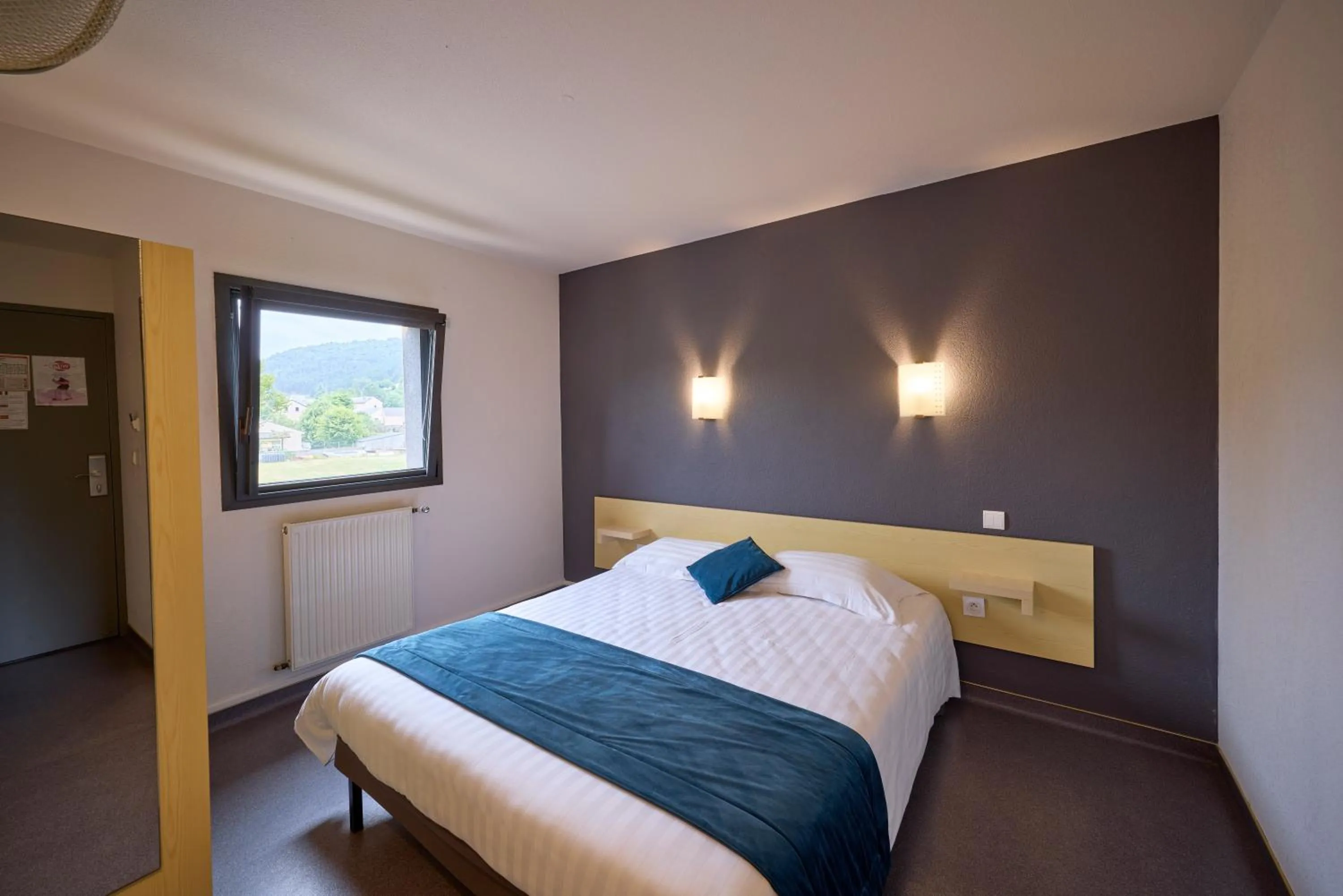 Bedroom, Bed in Hotel Eco - A75