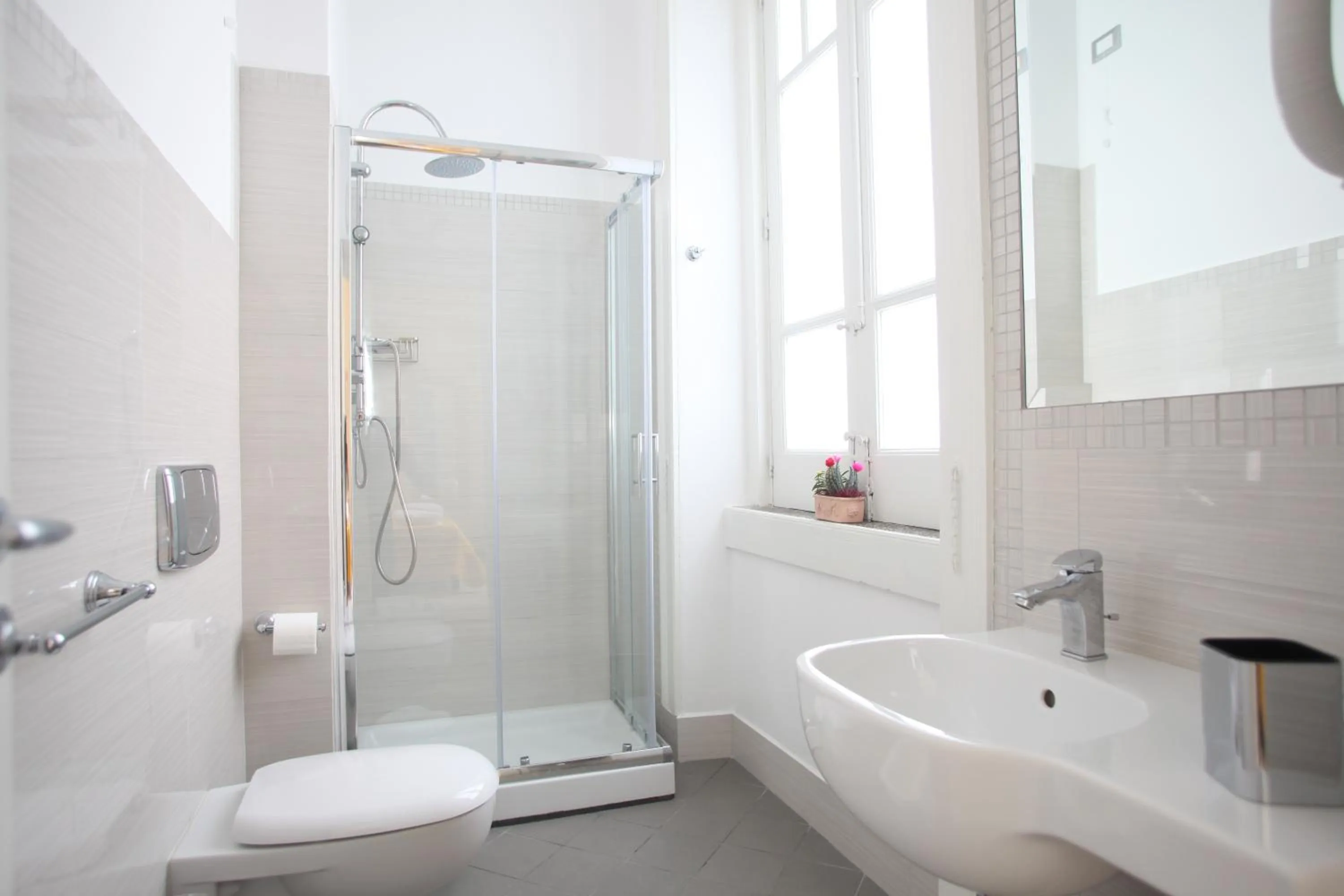 Shower in Villa Vittoria Tropea B&B