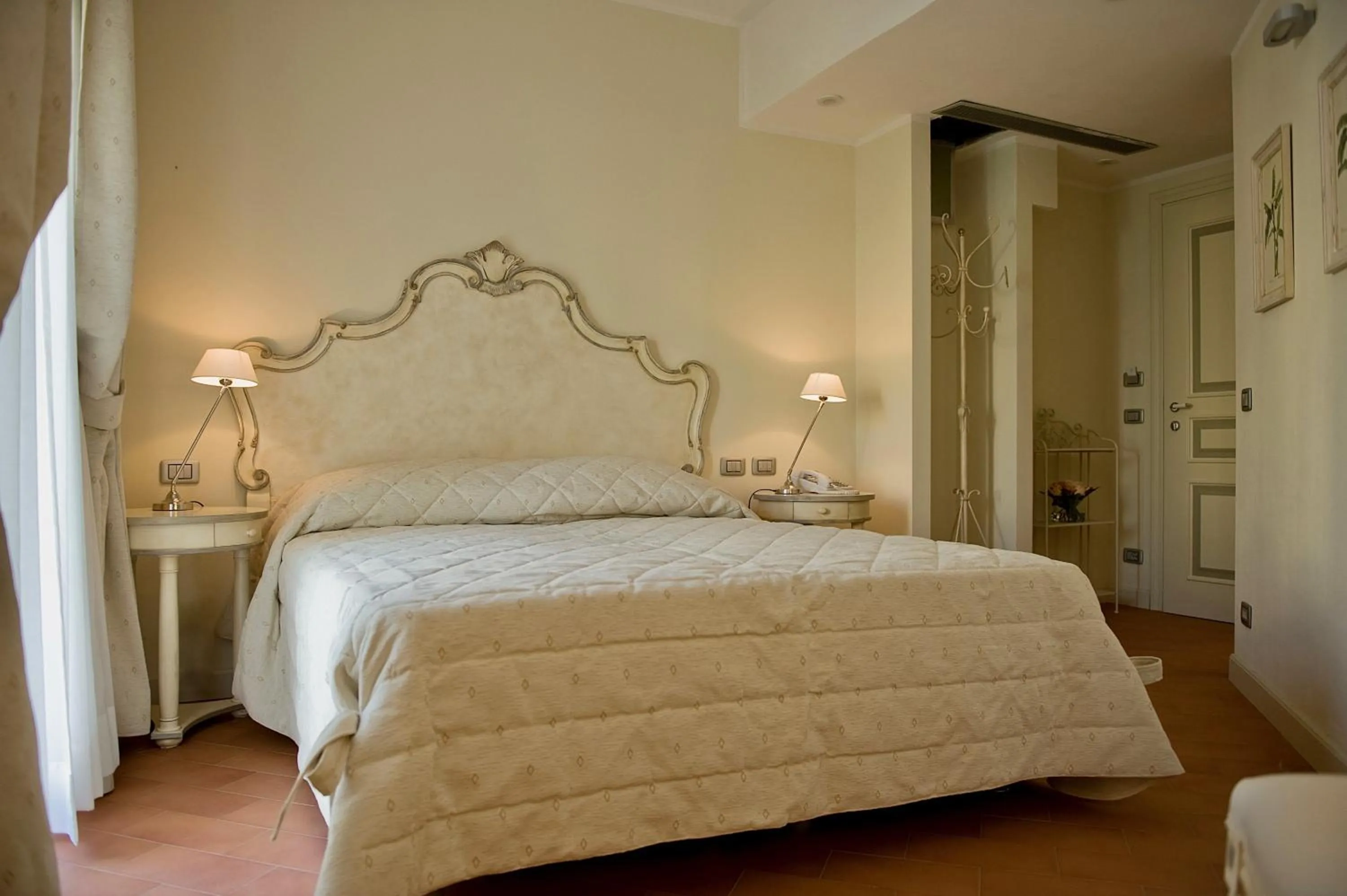 Bed in Villa Agnese