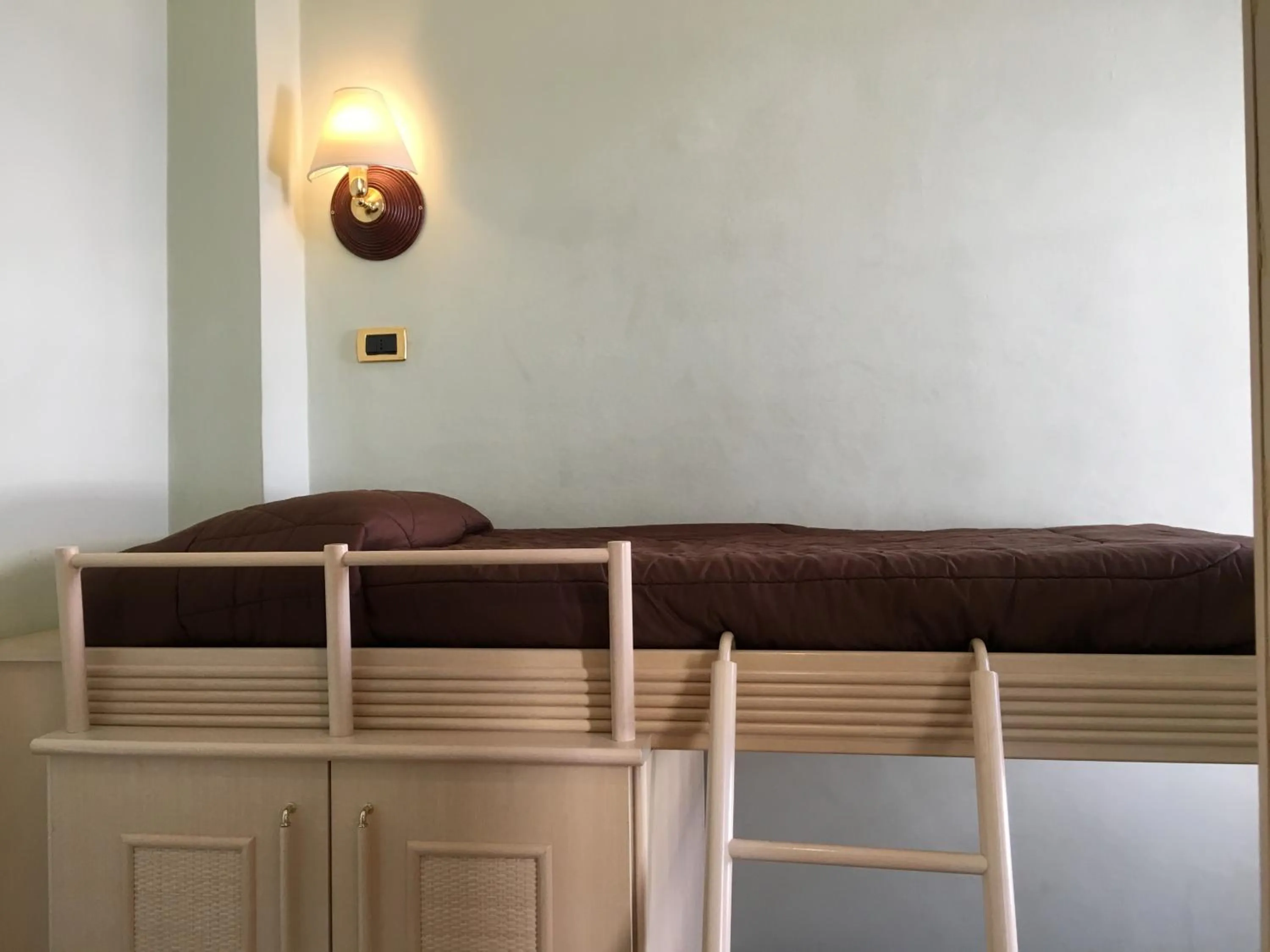 bunk bed, Bed in Hotel Villa Igea