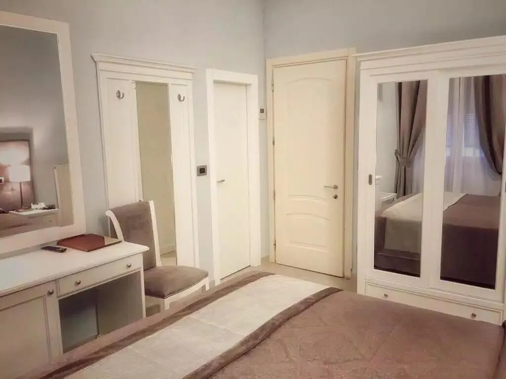 Photo of the whole room, Bed in Hotel Villa Igea